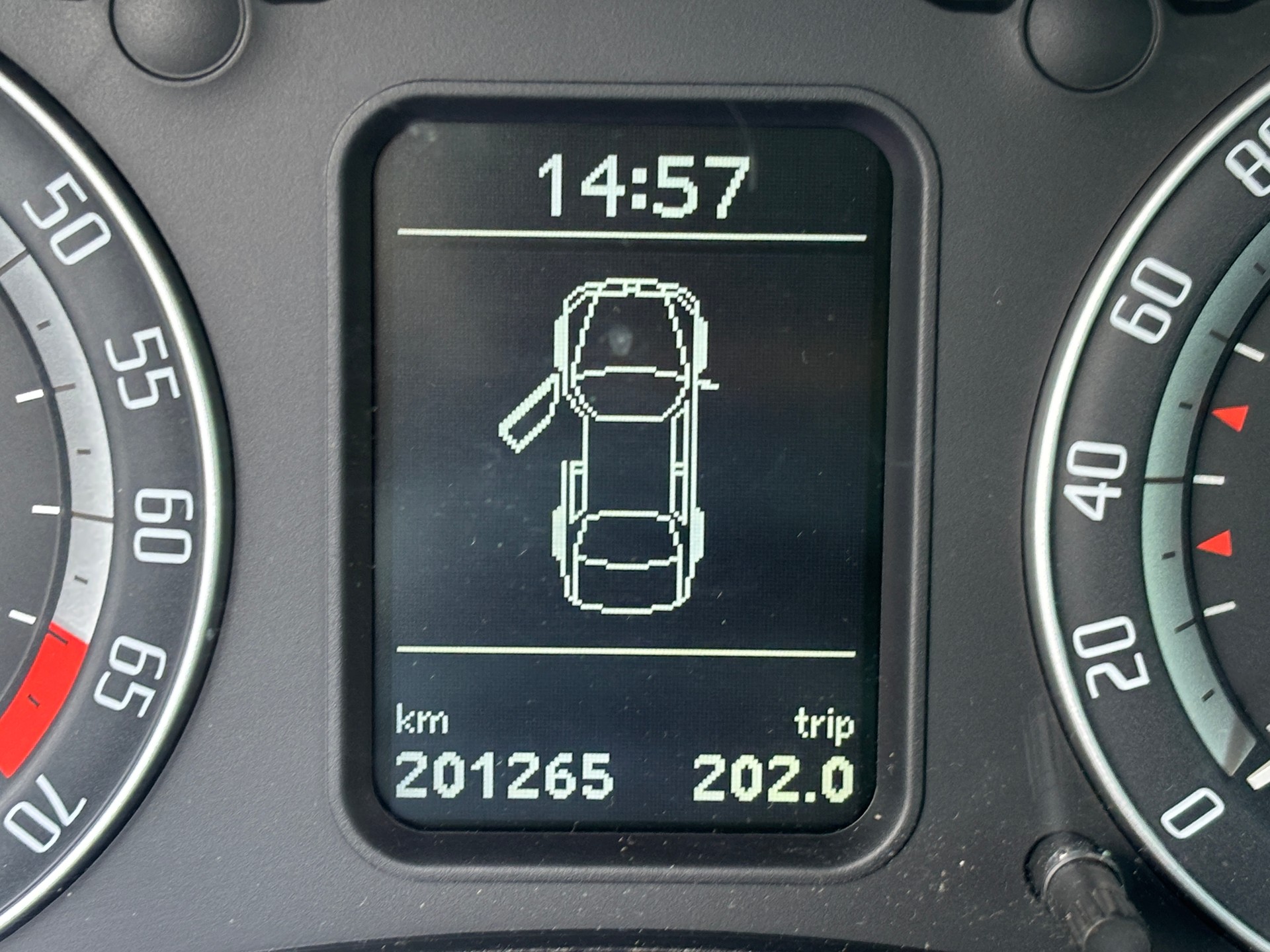 SKODA Octavia 2.0 TFSI RS-image-9