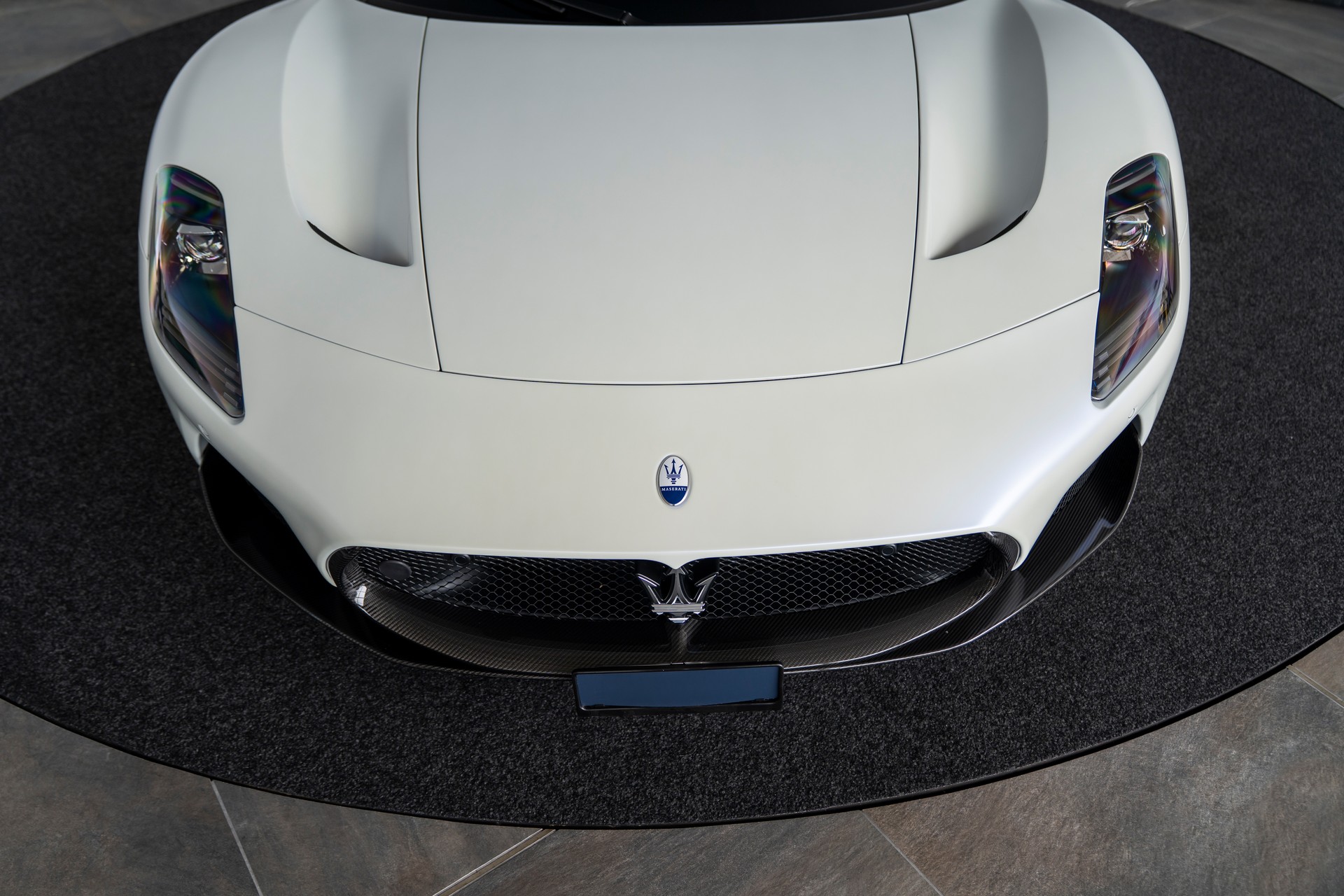 MASERATI MC 20-image-9