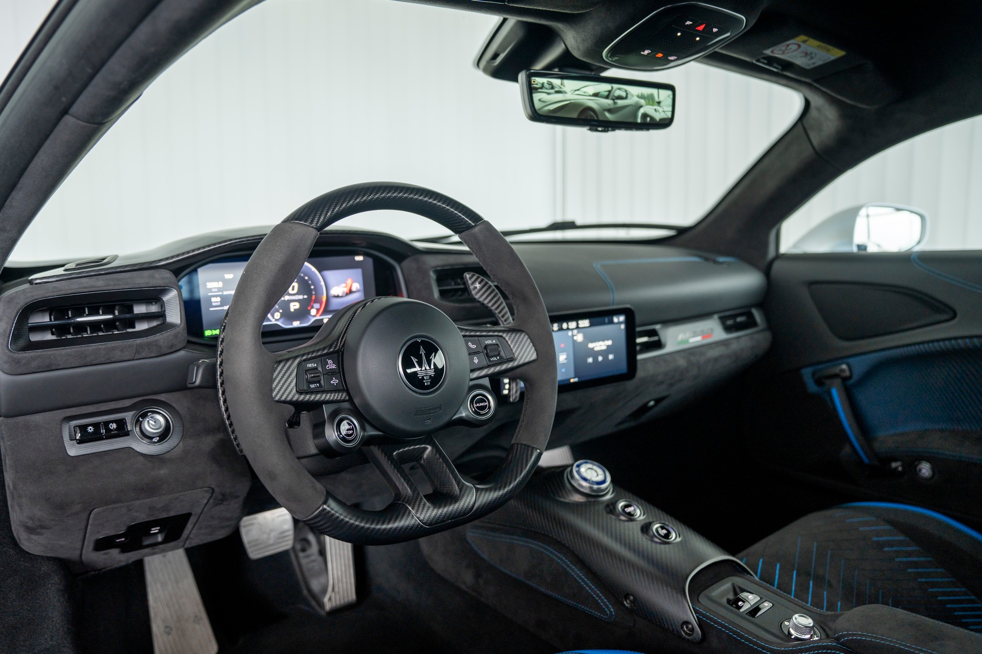 MASERATI MC 20-image-12