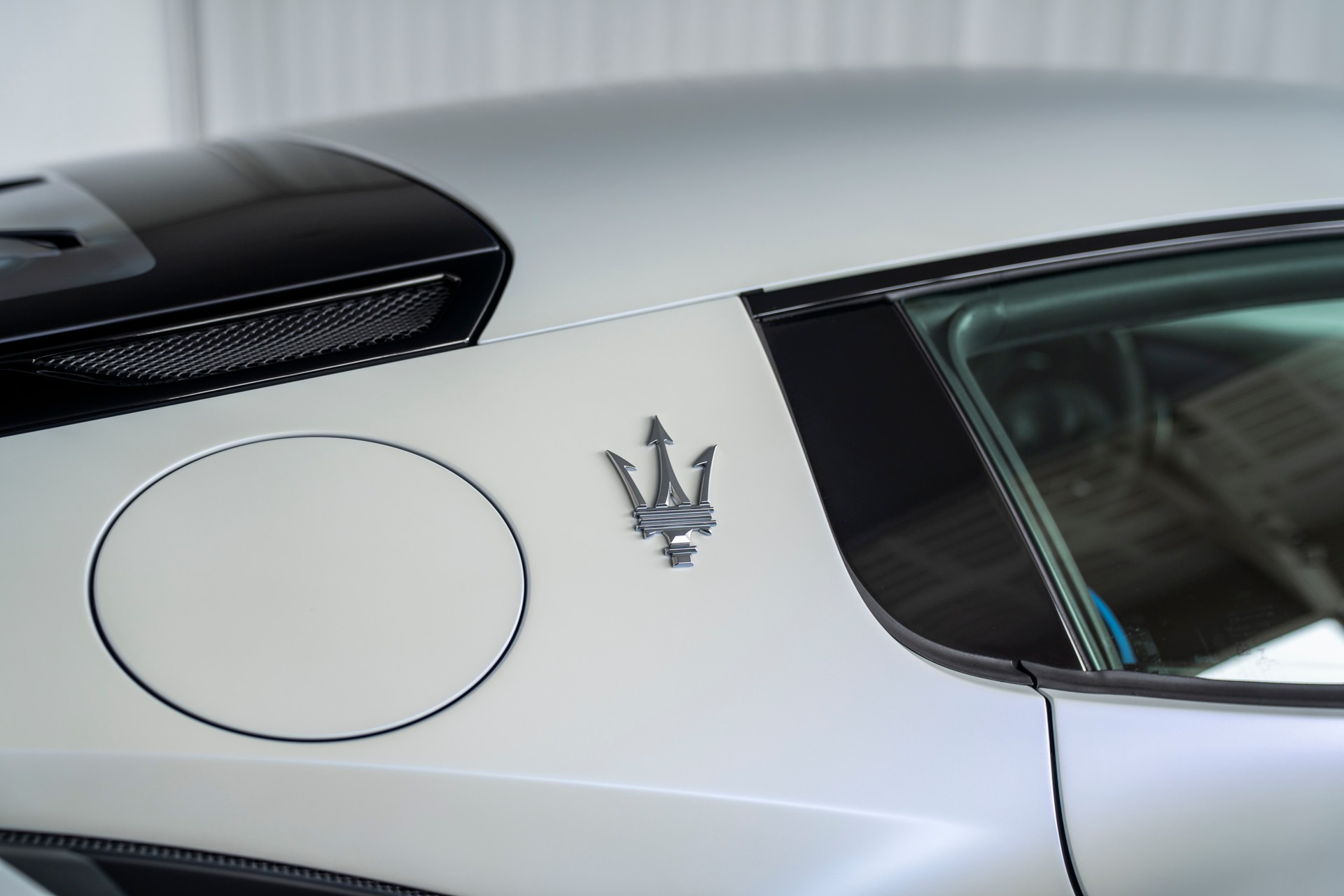 MASERATI MC 20-image-5
