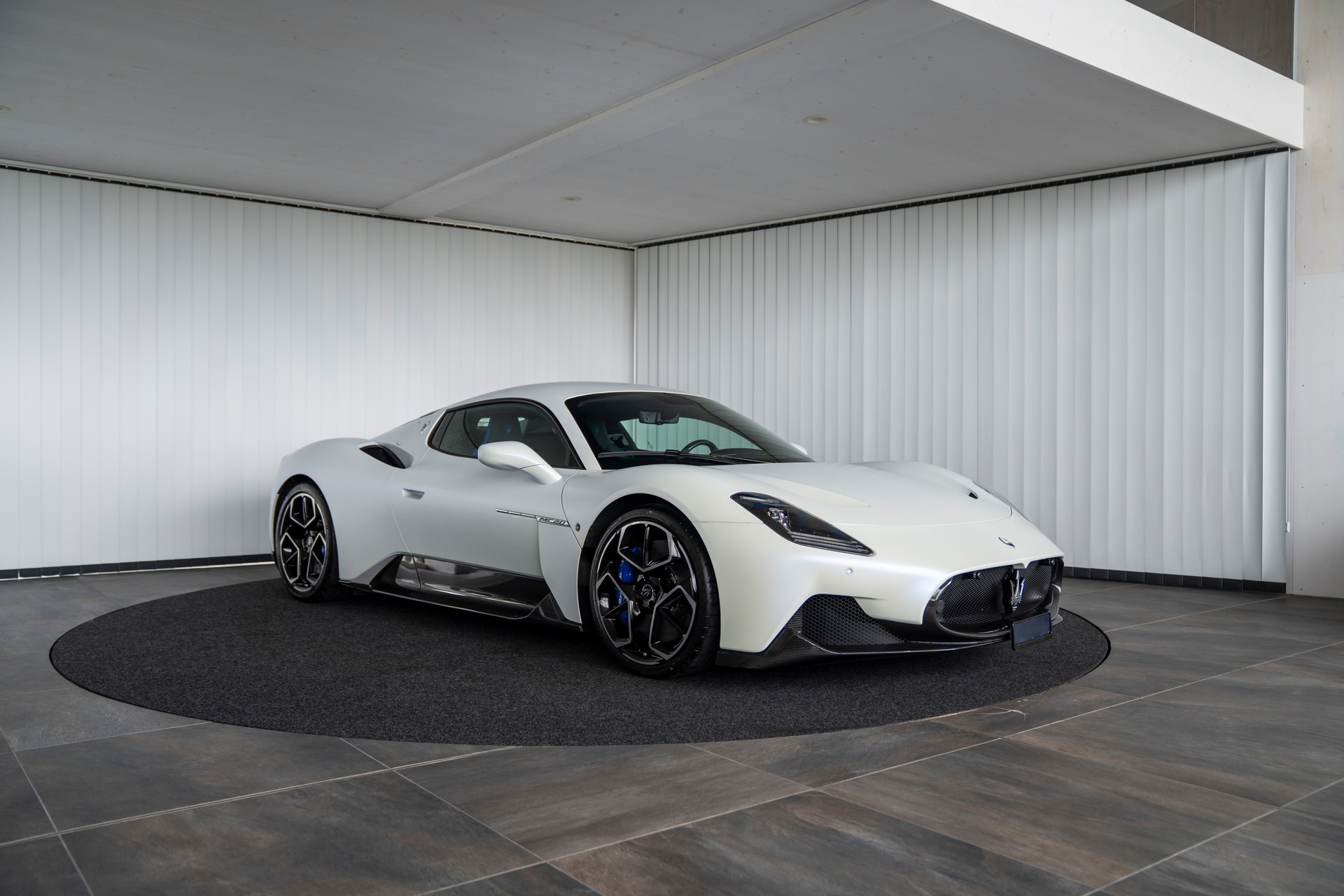 MASERATI MC 20