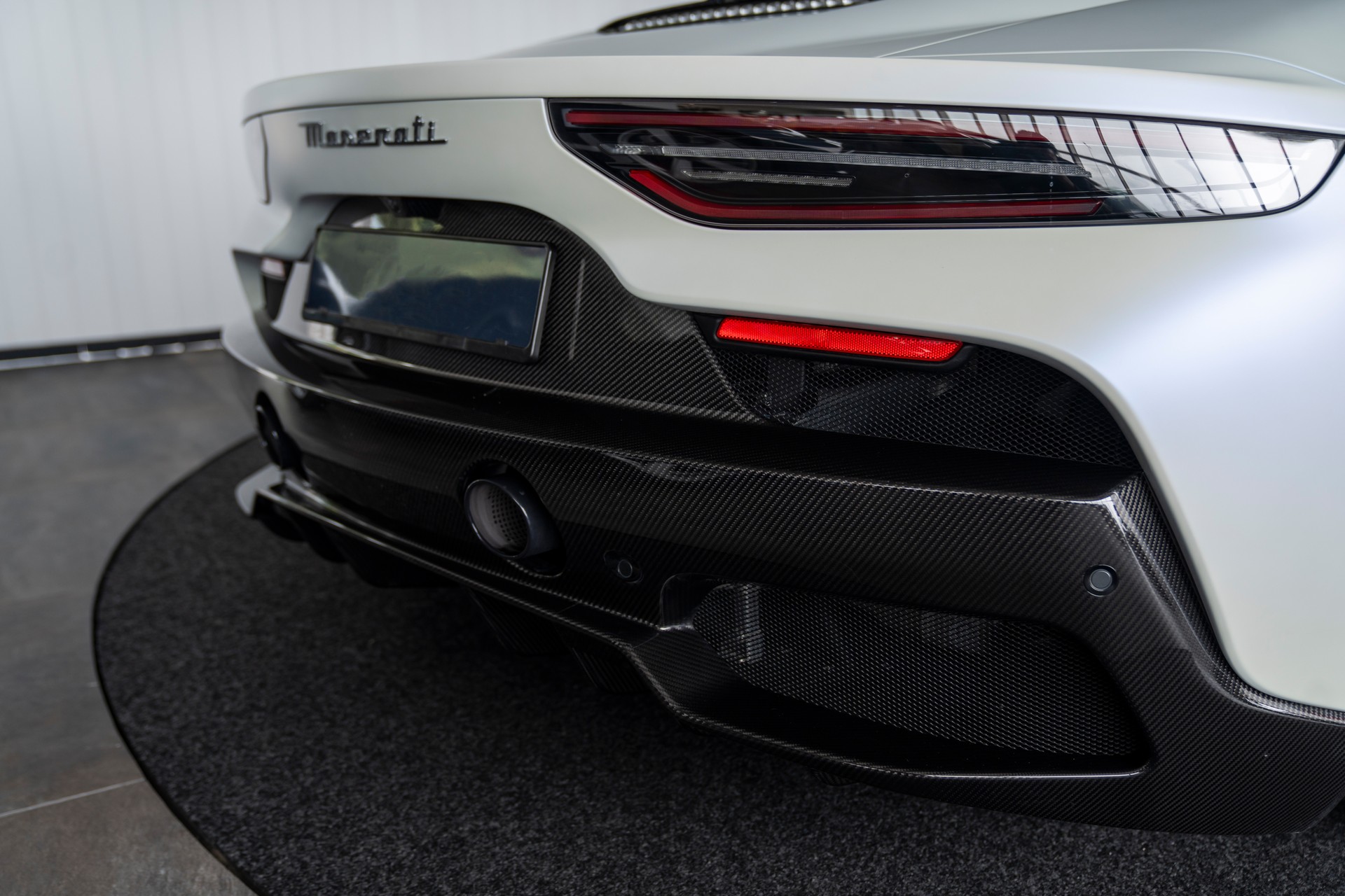 MASERATI MC 20-image-7