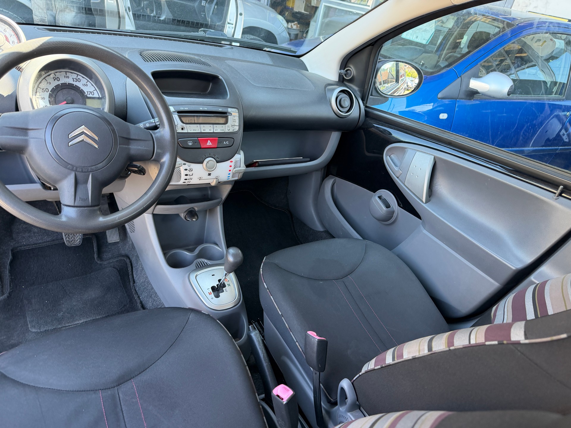 CITROEN C1 1.0i Chic (SX)-image-8