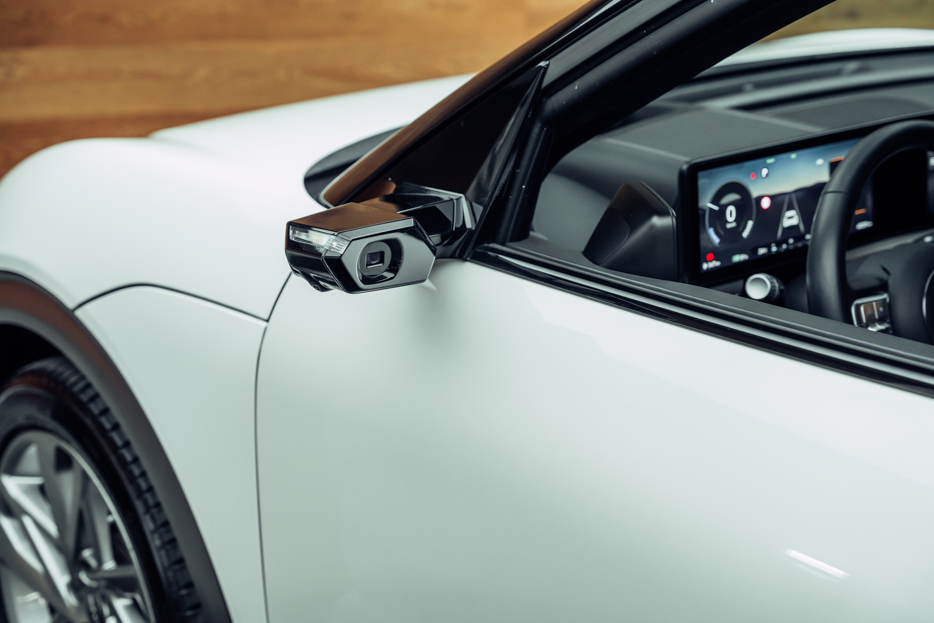 GENESIS GV60 77.4 kWh Sport AWD-image-22