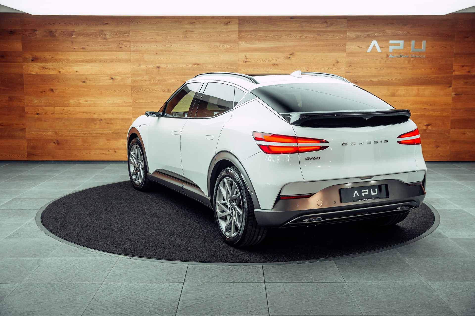 GENESIS GV60 77.4 kWh Sport AWD-showroom-element-2