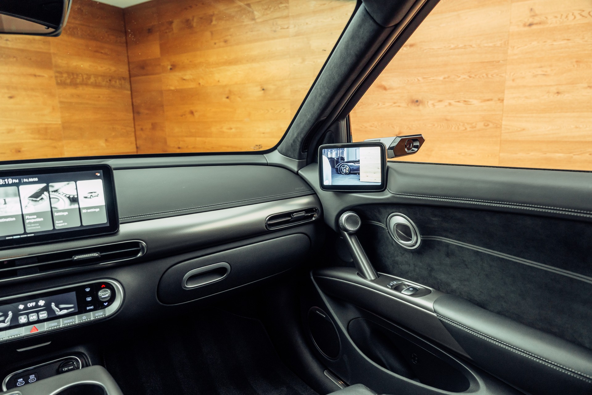 GENESIS GV60 77.4 kWh Sport AWD-image-10