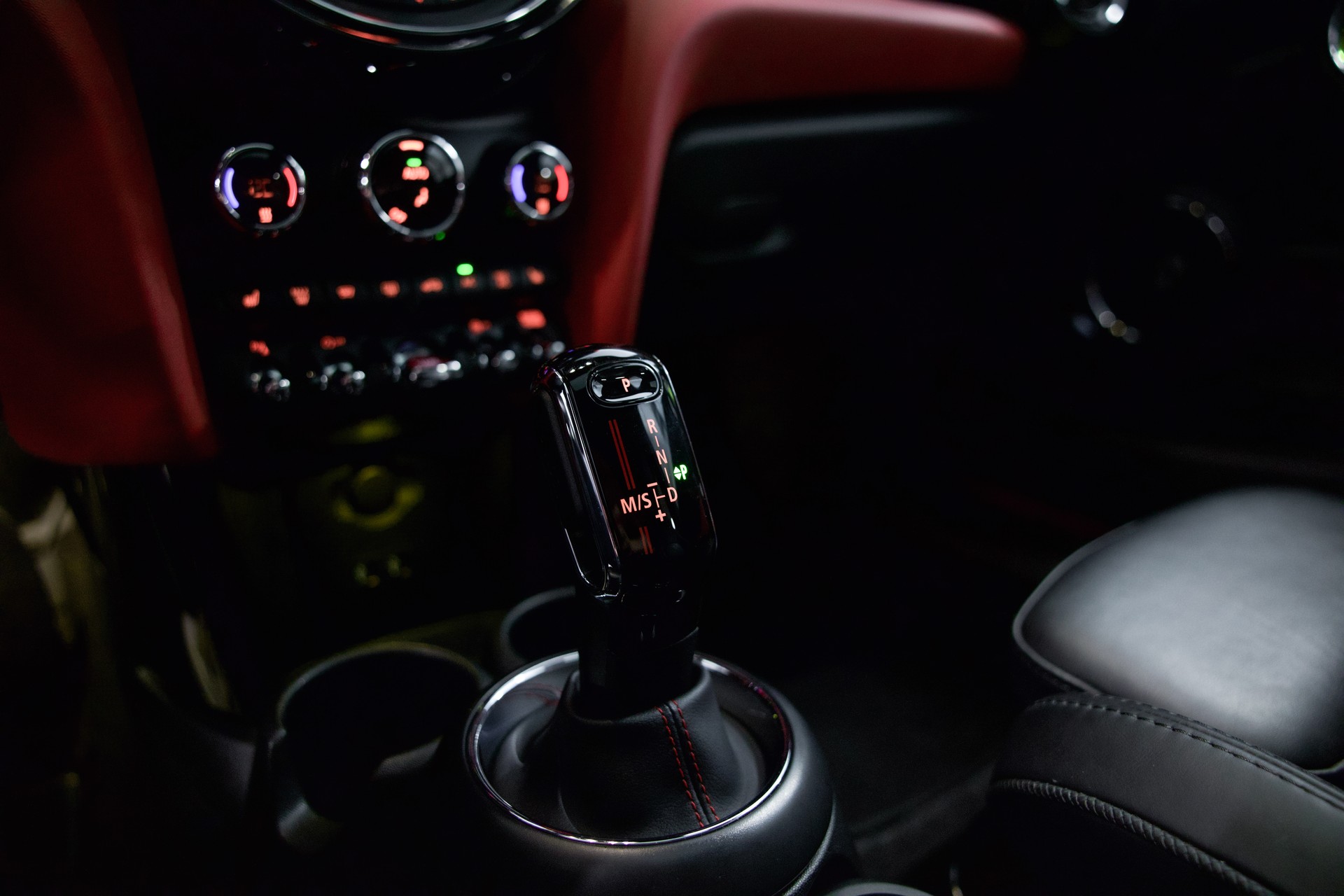 MINI Mini Cooper S Steptronic DKG-image-25