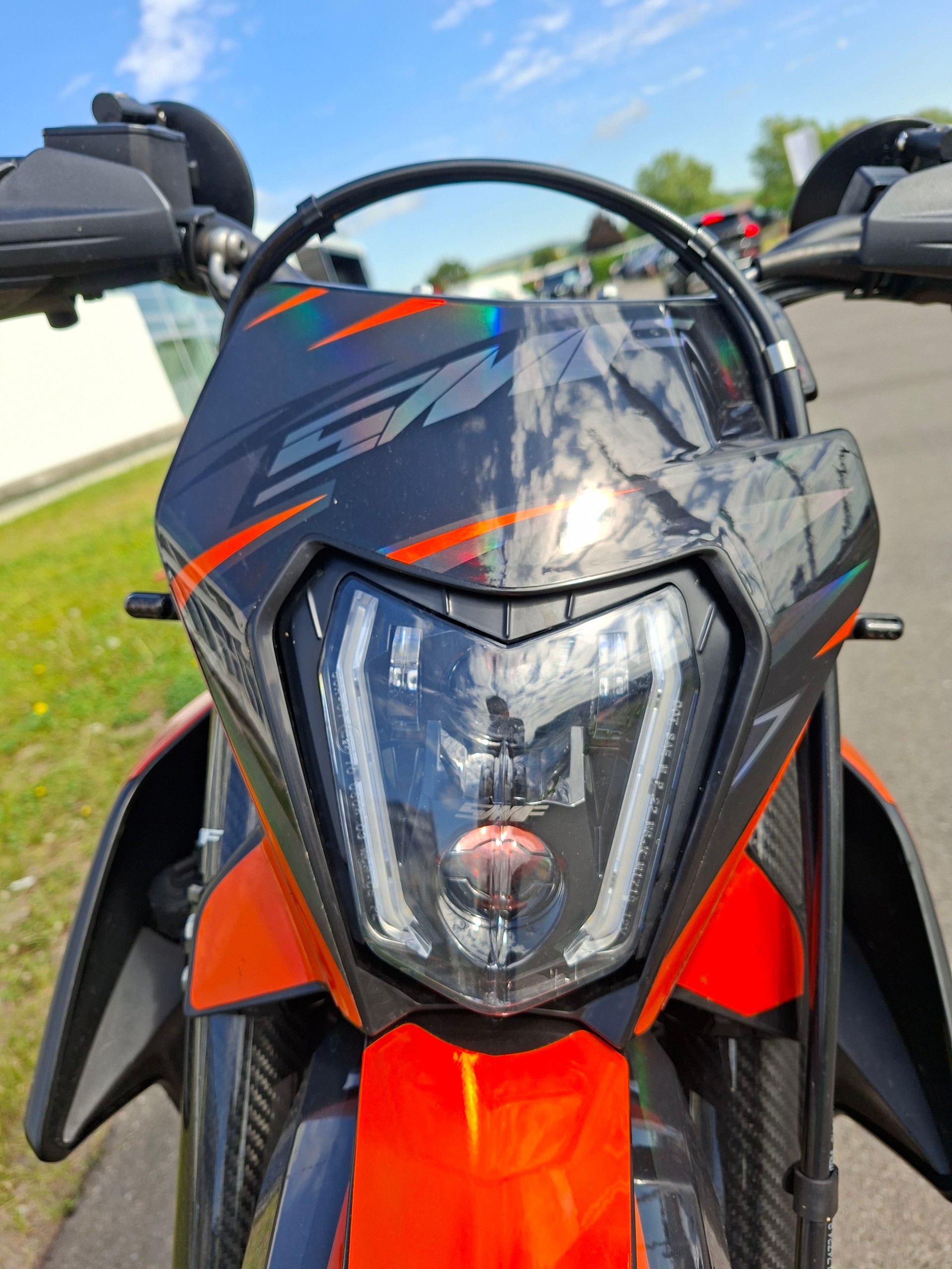 KTM 690 SMC R ABS-image-3