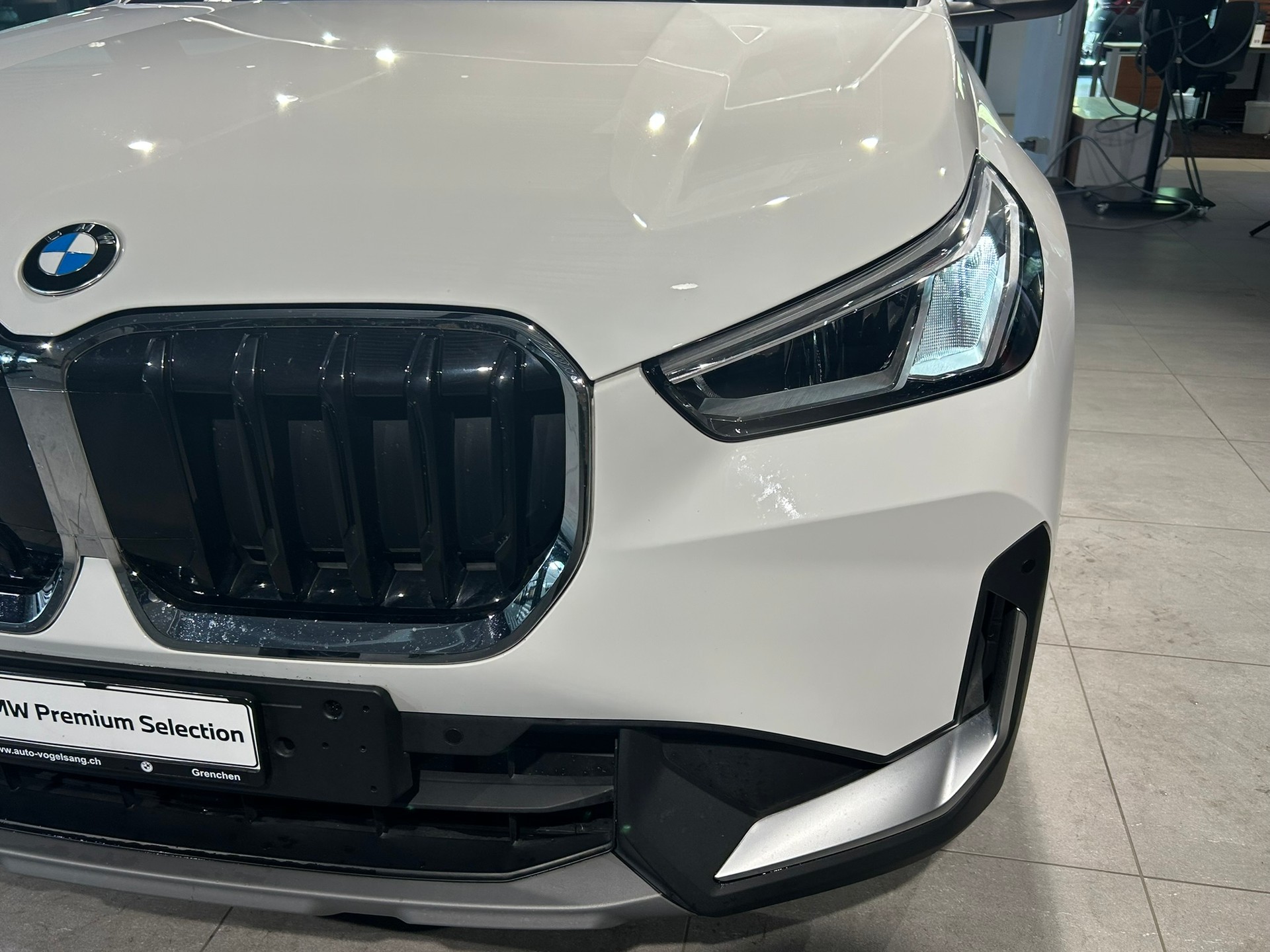 BMW X1 sDrive 18i-image-13