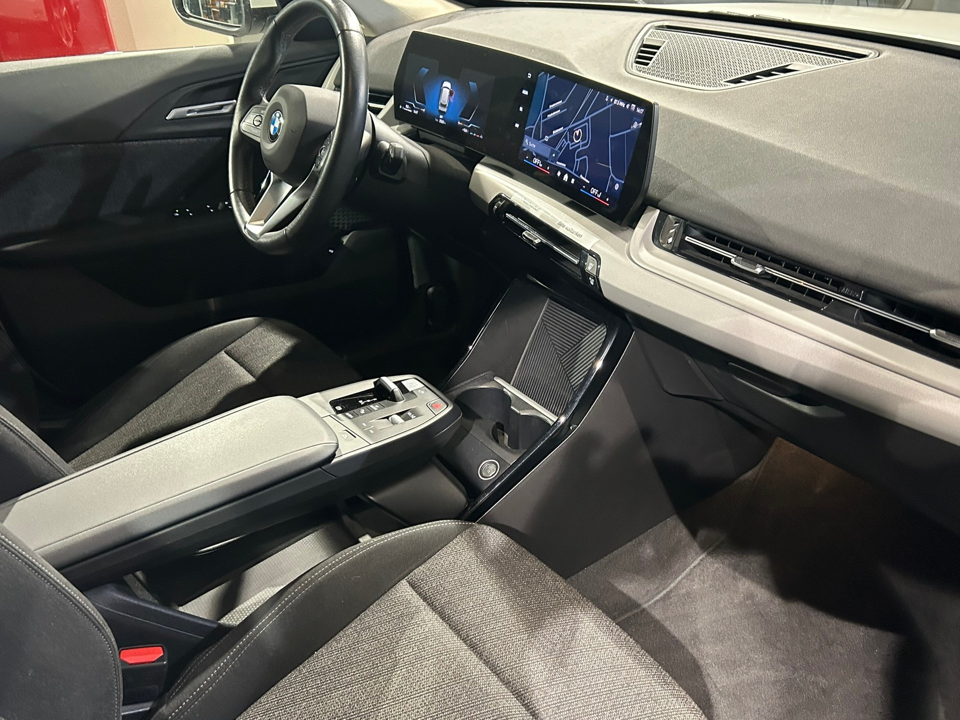 BMW X1 sDrive 18i-image-31