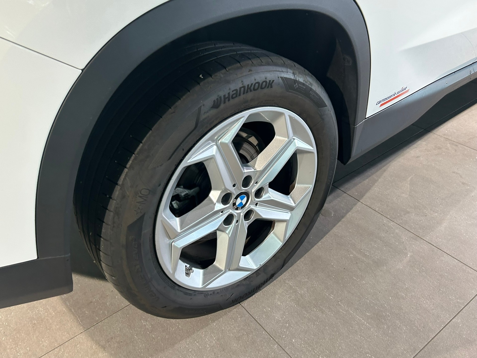 BMW X1 sDrive 18i-image-17