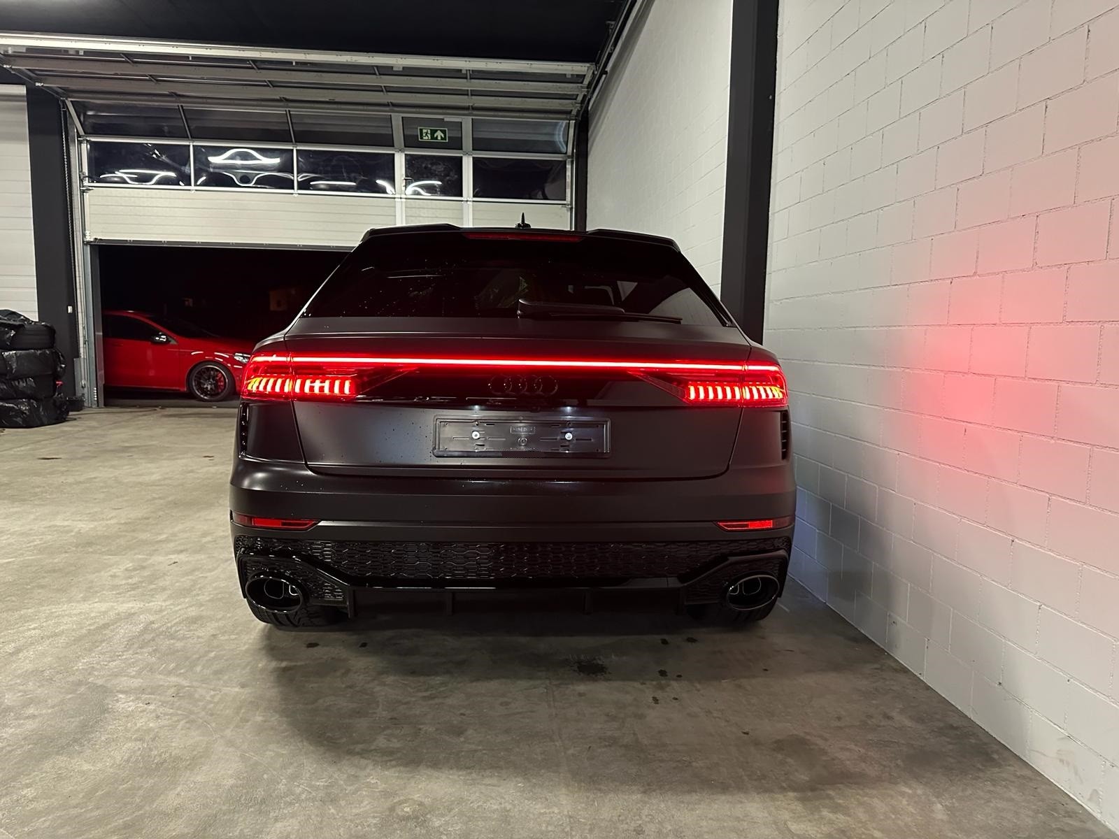AUDI RSQ8 quattro tiptronic Vollausstattung-showroom-element-3