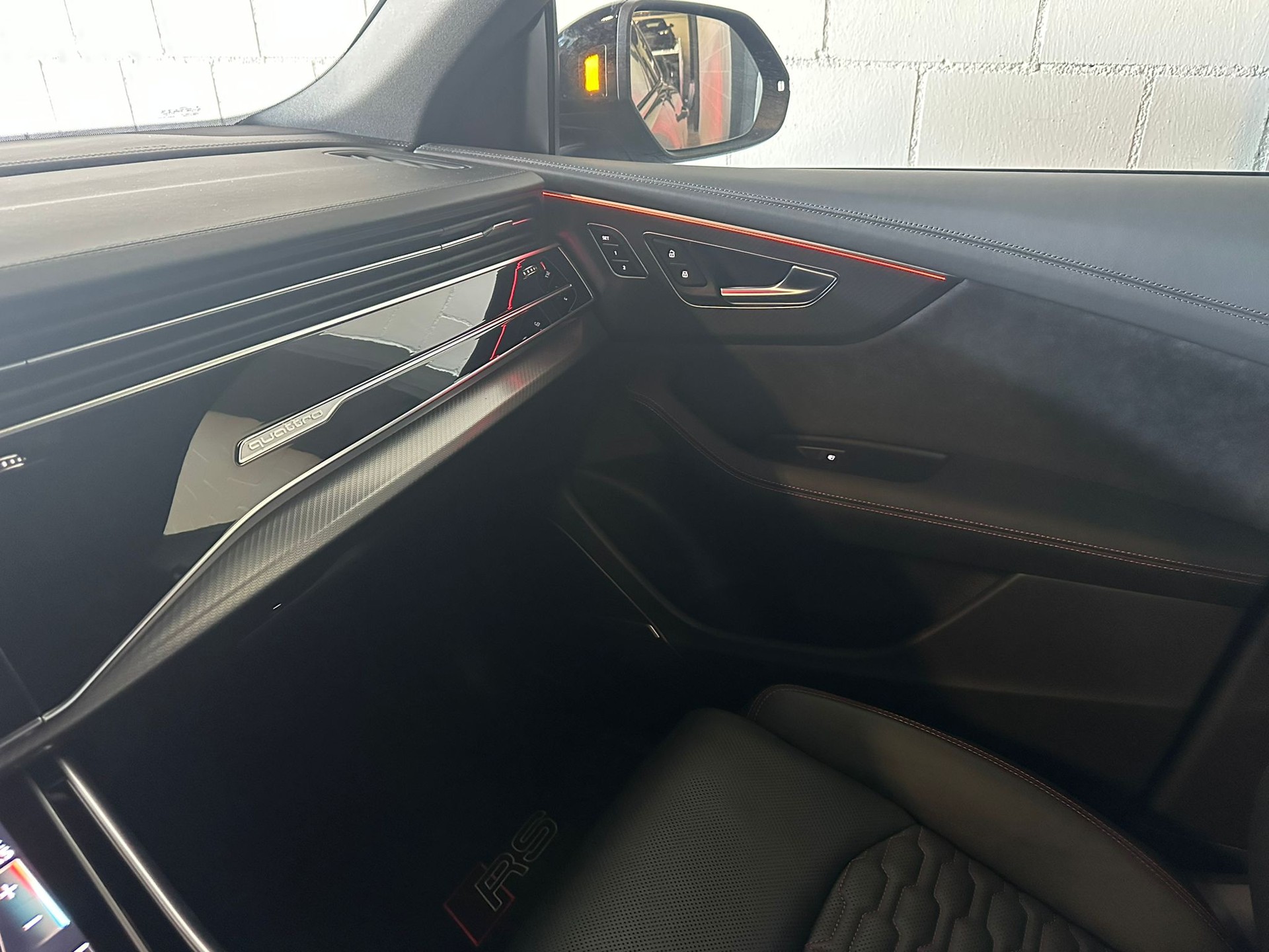 AUDI RSQ8 quattro tiptronic Vollausstattung-image-5