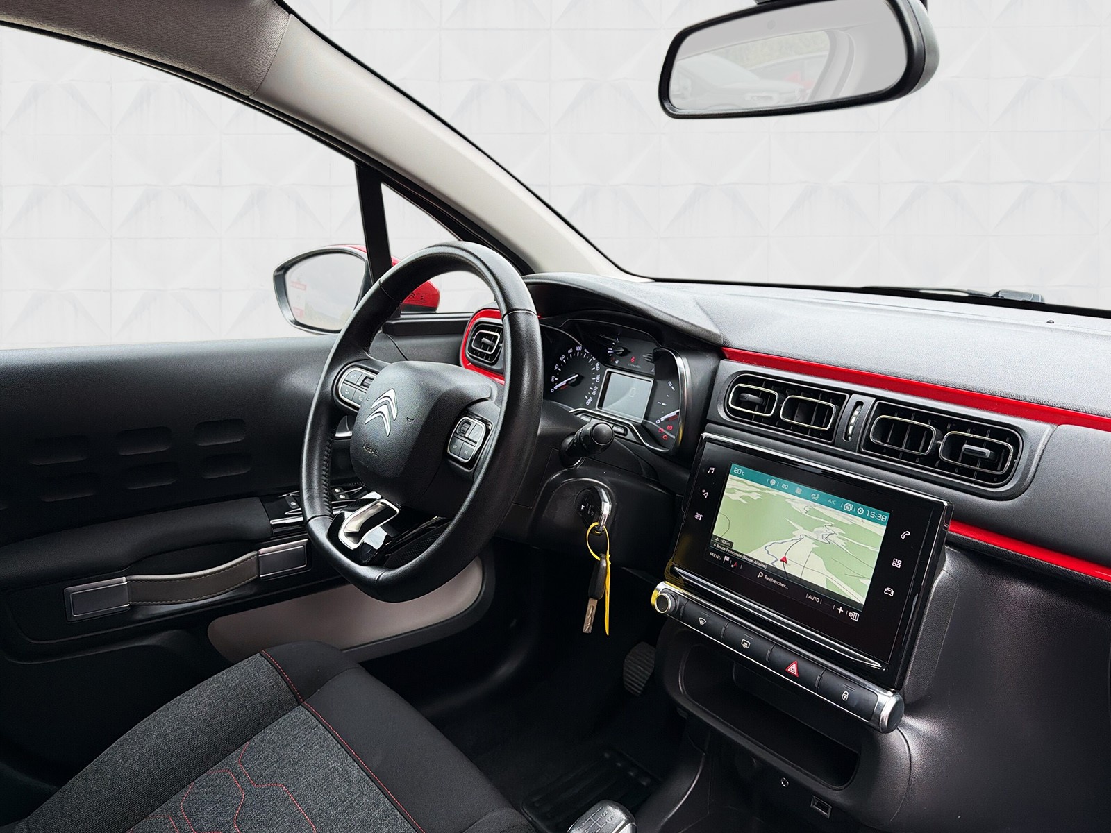 CITROEN C3 1.2i Shine-image-9
