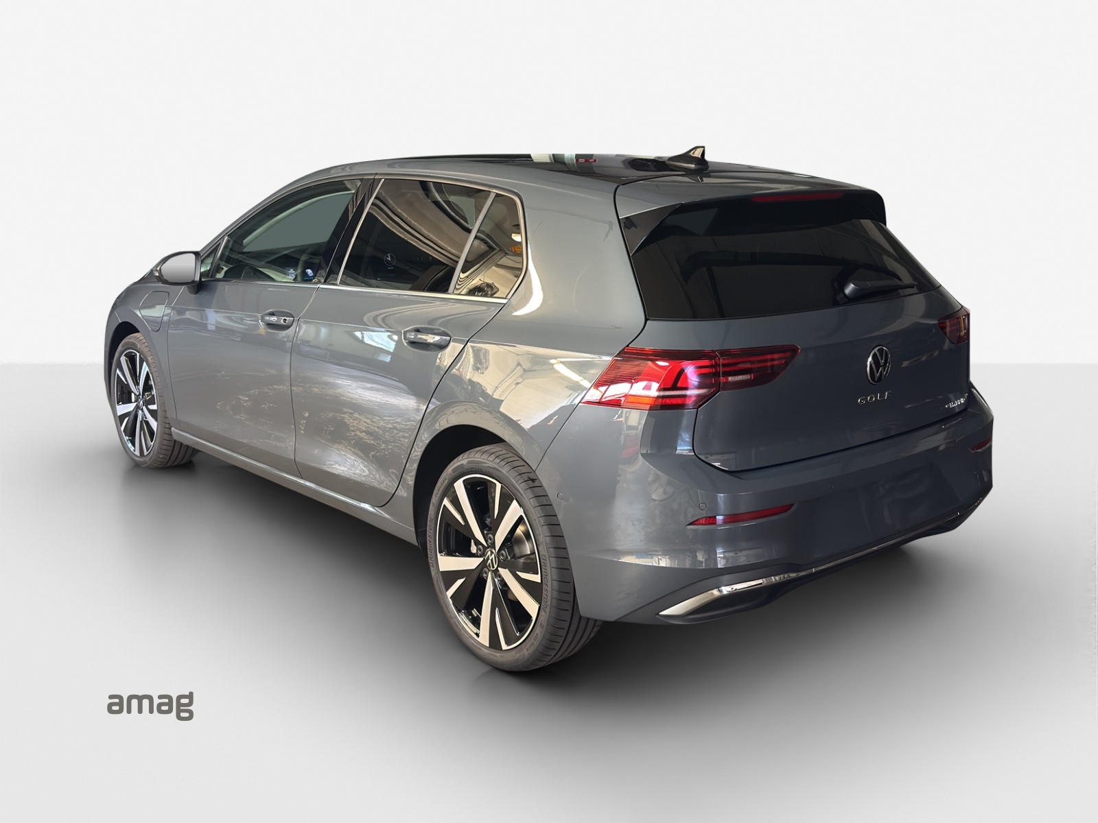 VW Golf 1.5 TSI PHEV Style-showroom-element-2