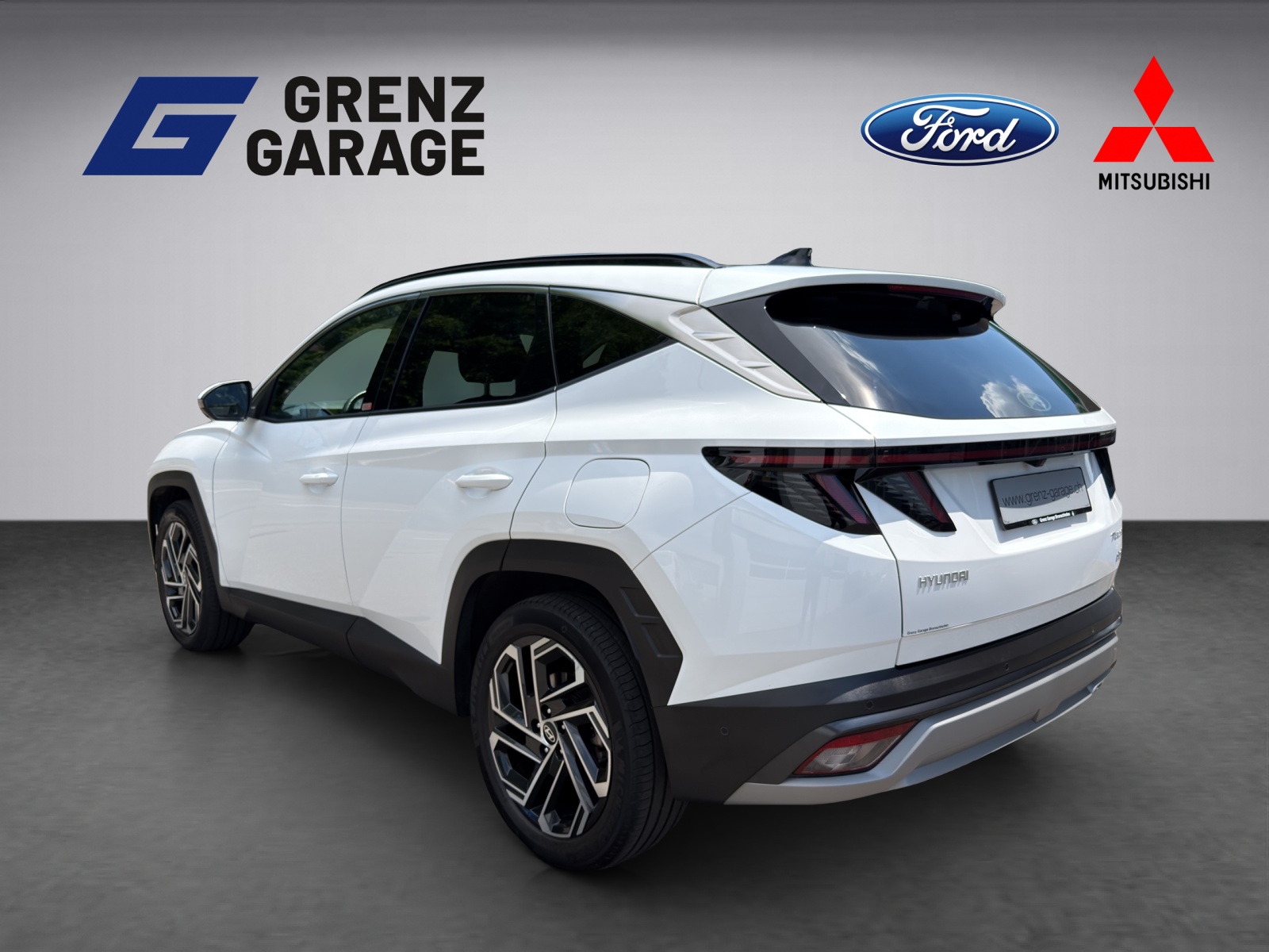 HYUNDAI Tucson 1.6 T-GDi PHEV Vertex Swiss Edition 4WD-showroom-element-2