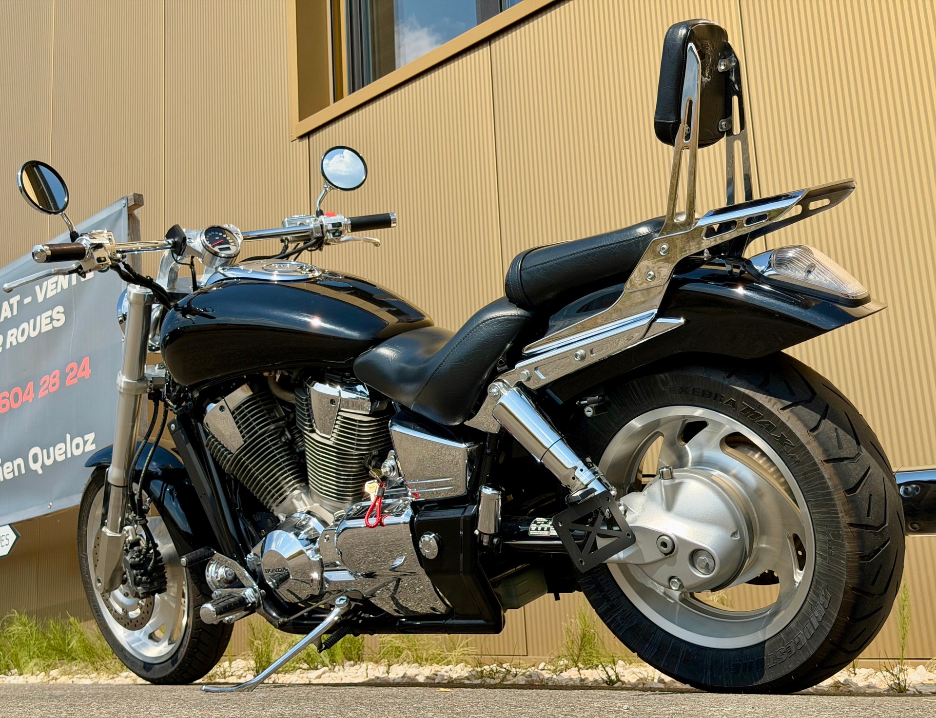 HONDA VTX 1800 C-image-11