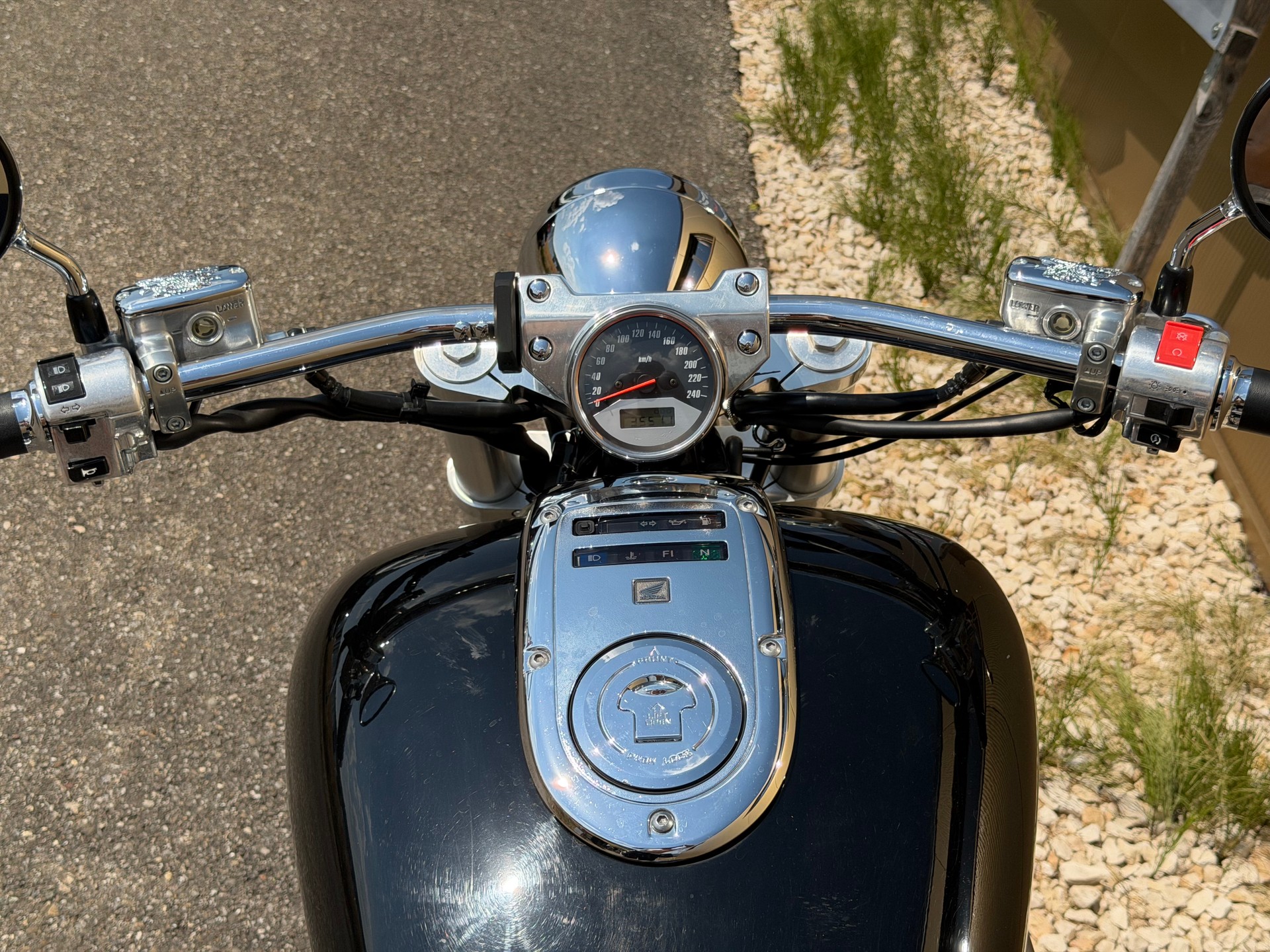 HONDA VTX 1800 C-image-15