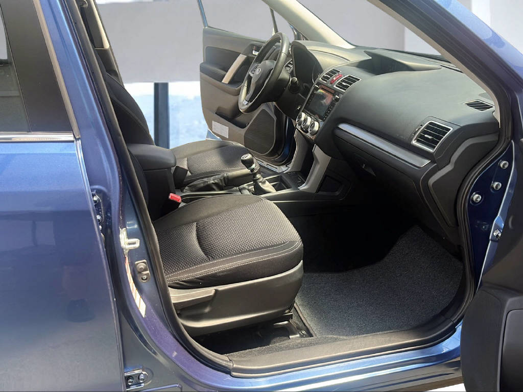 SUBARU Forester Station 2.0 Swiss mit Anhängerkupplung 1800Kg-image-19