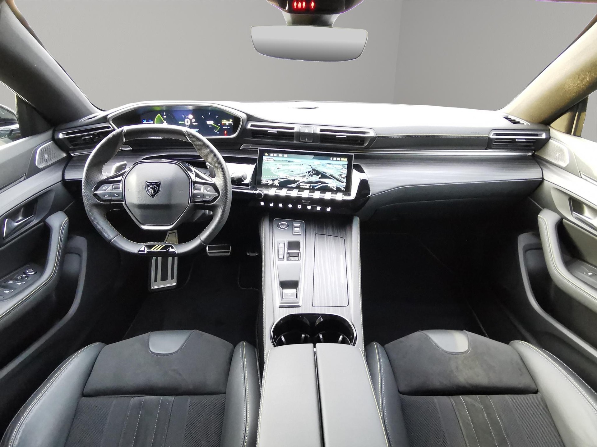 PEUGEOT 508 SW 1.6 Plug-in Hybrid4 PSE-showroom-element-3