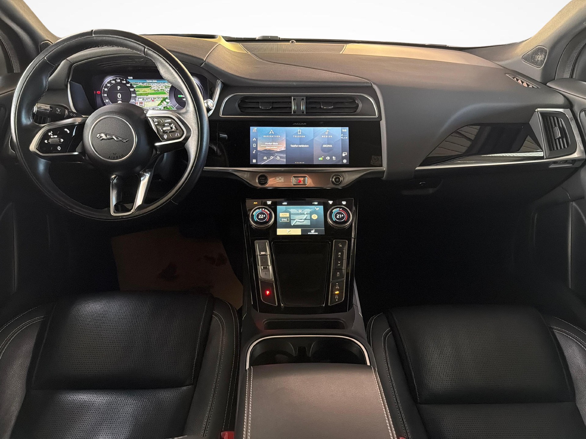 JAGUAR I-Pace EV400 SE AWD 3-Phasen / Leasing ab 0.99% mit Protect Autoversicherung-image-7