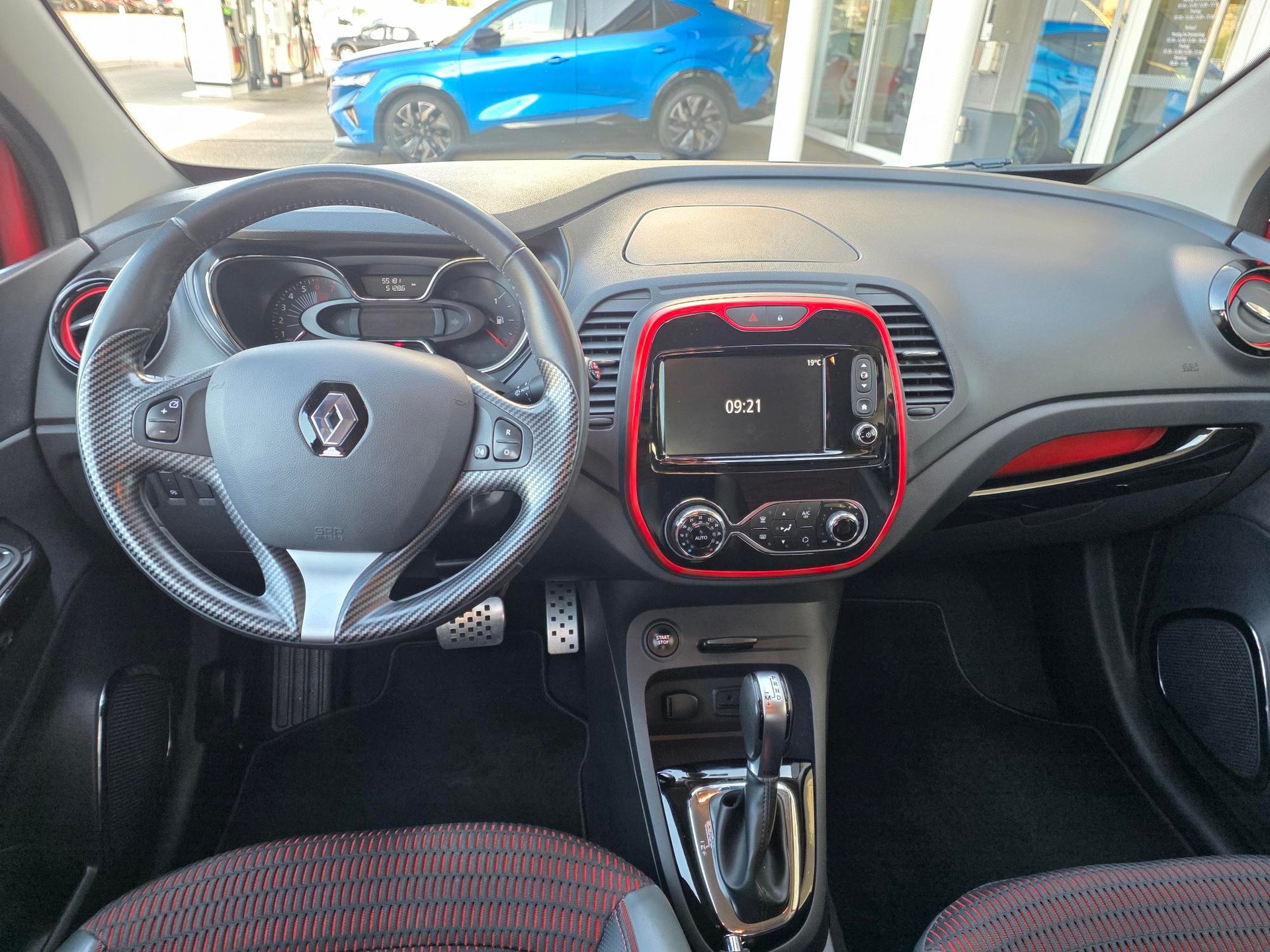 RENAULT Captur 1.2 TCe Outdoor+ EDC S/S-image-7