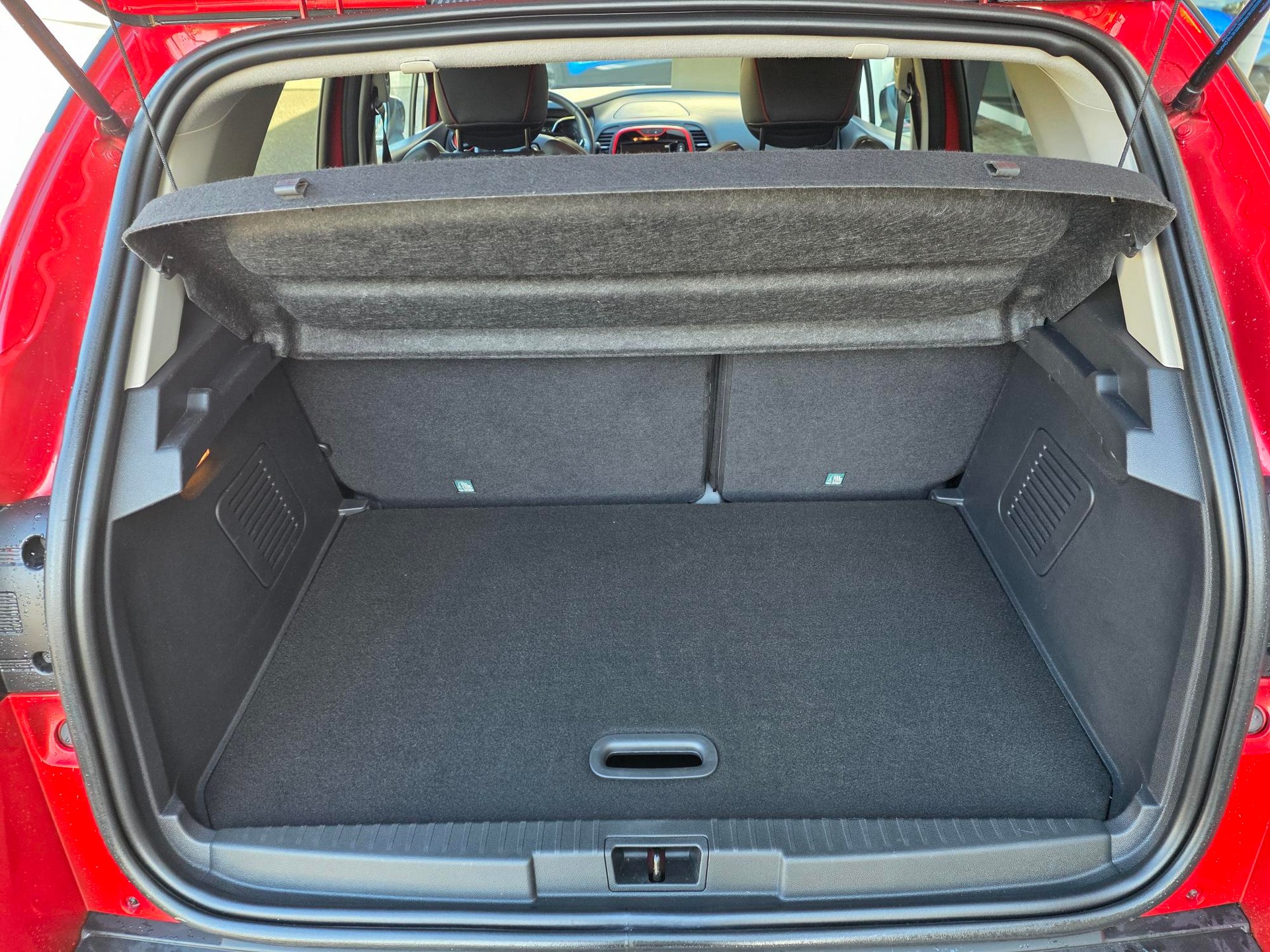 RENAULT Captur 1.2 TCe Outdoor+ EDC S/S-image-9
