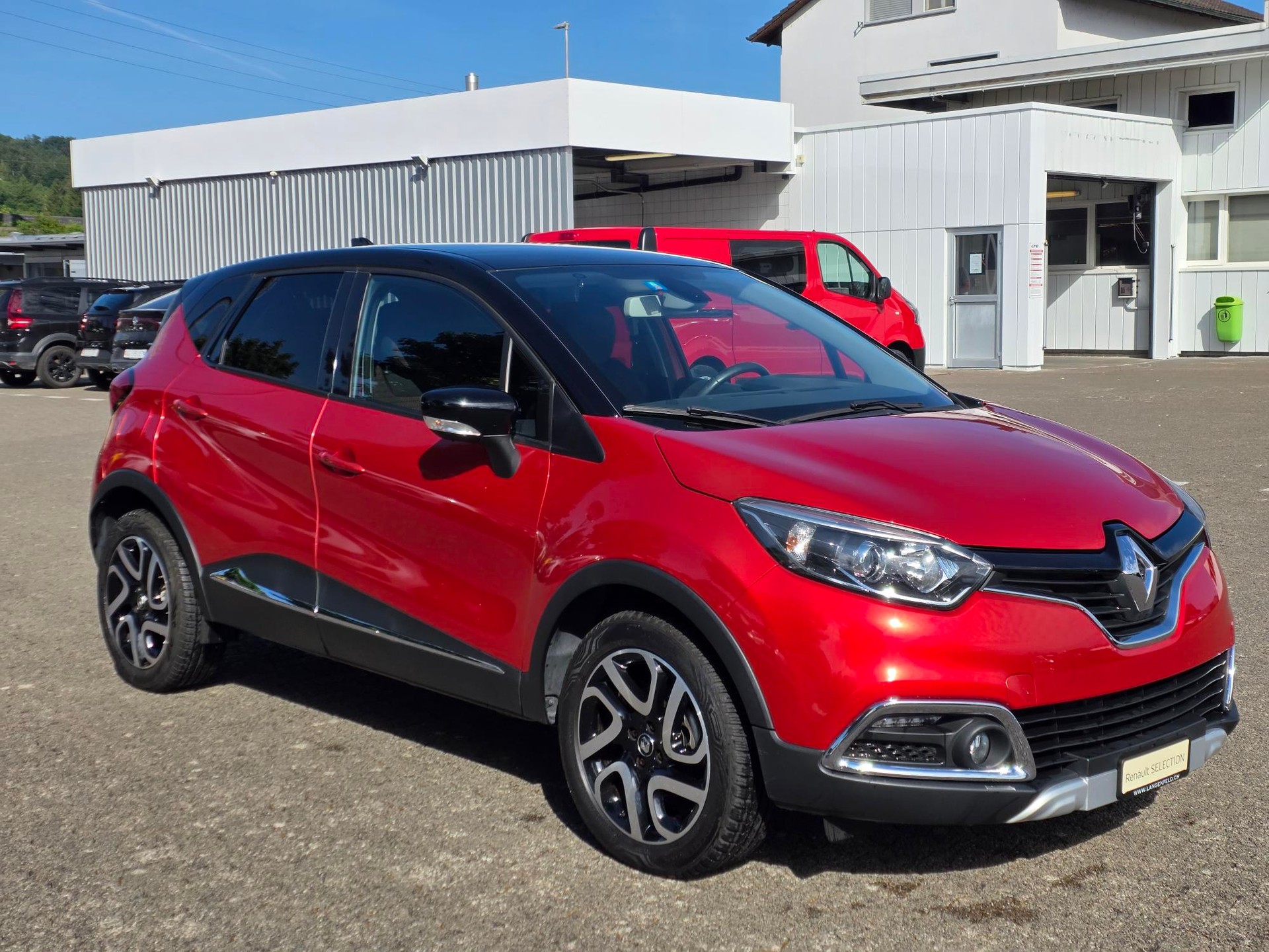 RENAULT Captur 1.2 TCe Outdoor+ EDC S/S-image-4