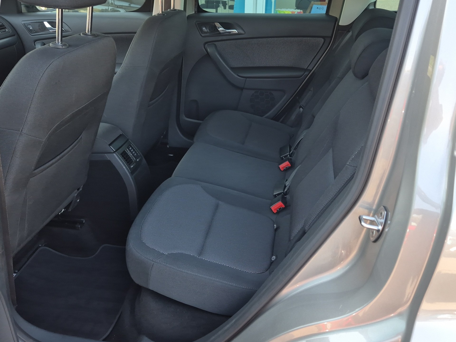 SKODA Yeti 1.4 TSI Fresh-image-14