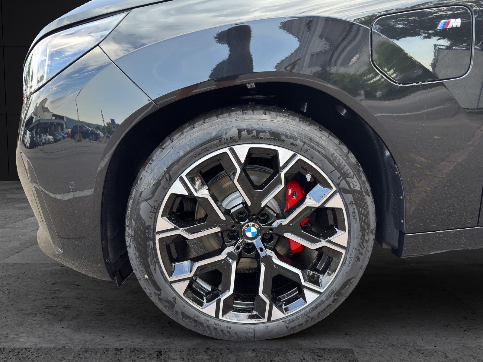 BMW X3 30e xDrive-showroom-element-3
