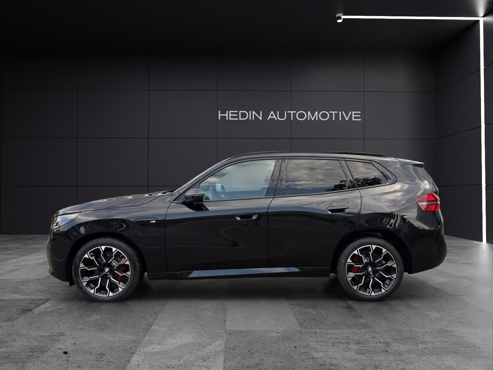 BMW X3 30e xDrive-showroom-element-2