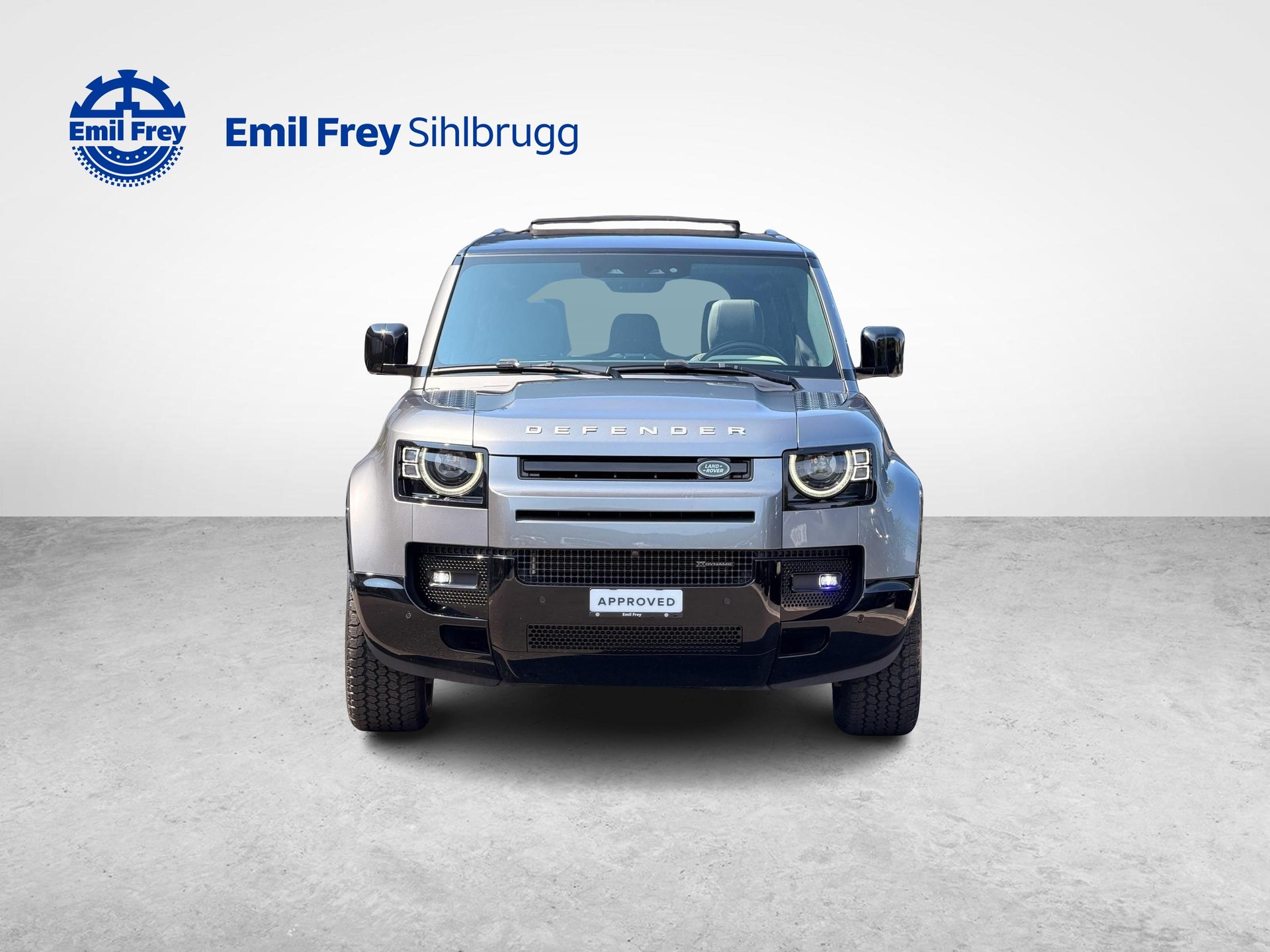 LAND ROVER Defender 110 3.0 D I6 200 X-Dynamic SE-image-4