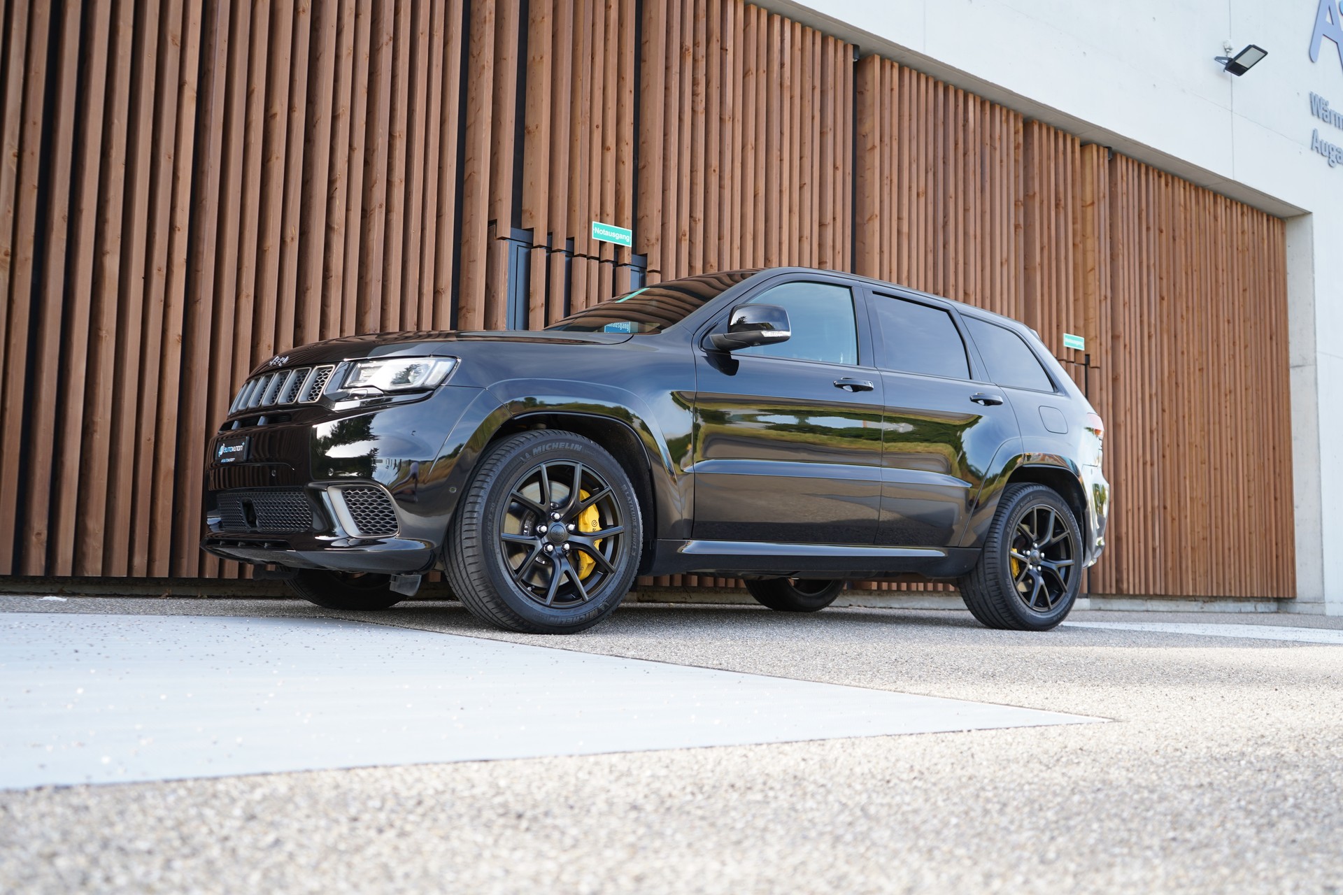 JEEP GRAND CHEROKEE 6.2 V8 HEMI TRACKHAWK AUTOMATIC l 710 PS-image-8