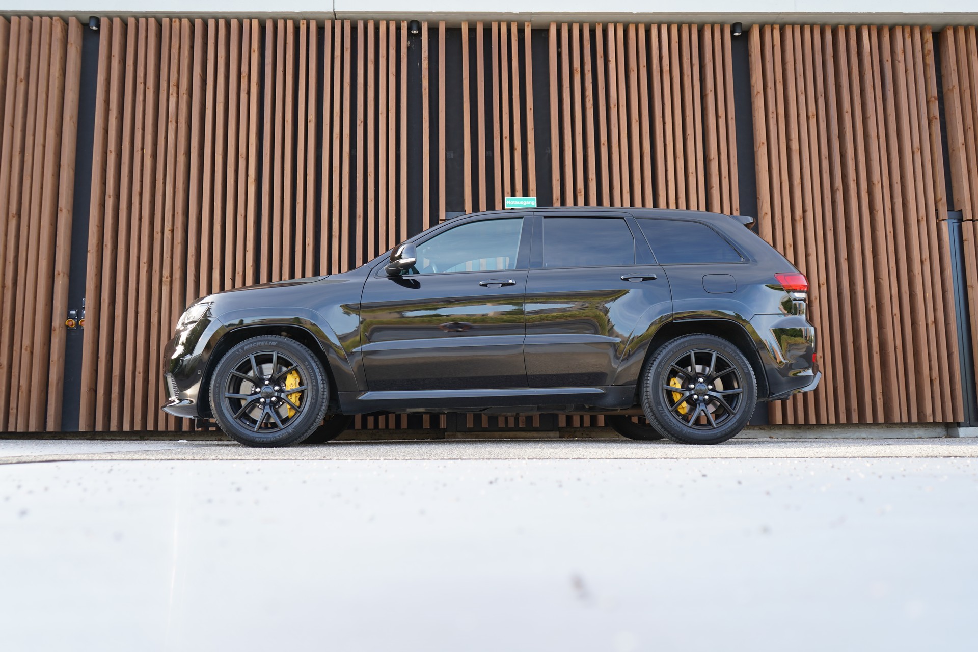 JEEP GRAND CHEROKEE 6.2 V8 HEMI TRACKHAWK AUTOMATIC l 710 PS-showroom-element-1