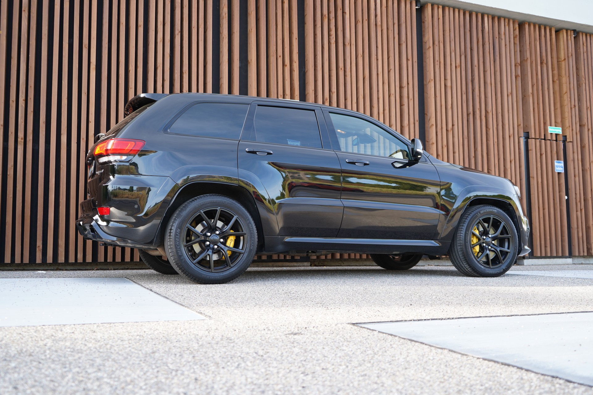 JEEP GRAND CHEROKEE 6.2 V8 HEMI TRACKHAWK AUTOMATIC l 710 PS-image-12