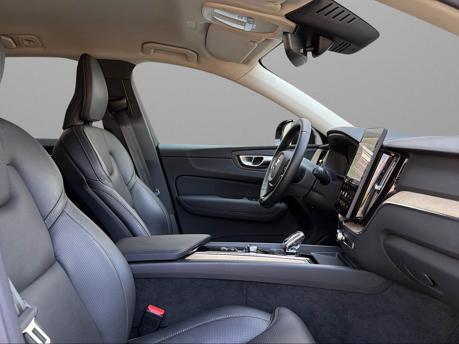 VOLVO V60 T6 eAWD Twin Engine R-Design Geartronic-image-9