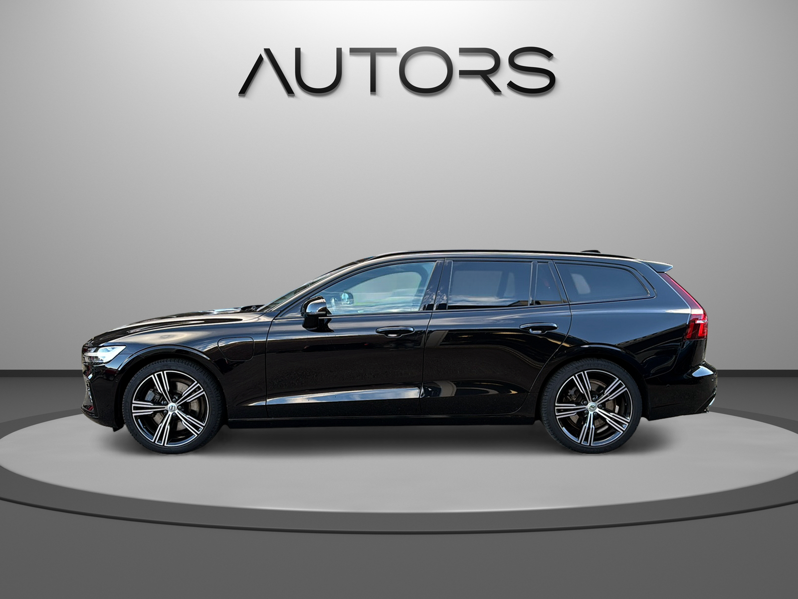 VOLVO V60 T6 eAWD Twin Engine R-Design Geartronic-showroom-element-3