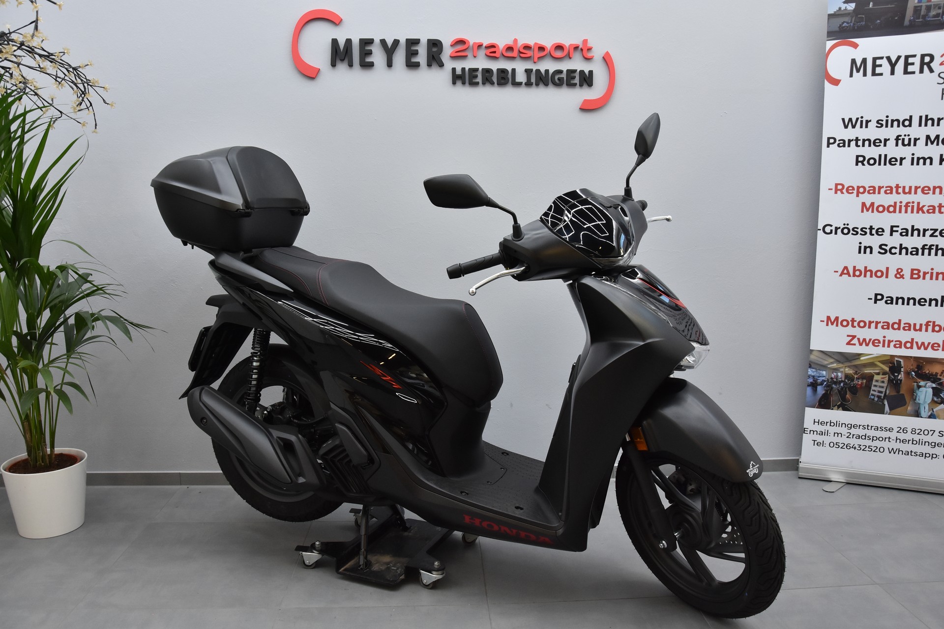 HONDA SH 125-showroom-element-2