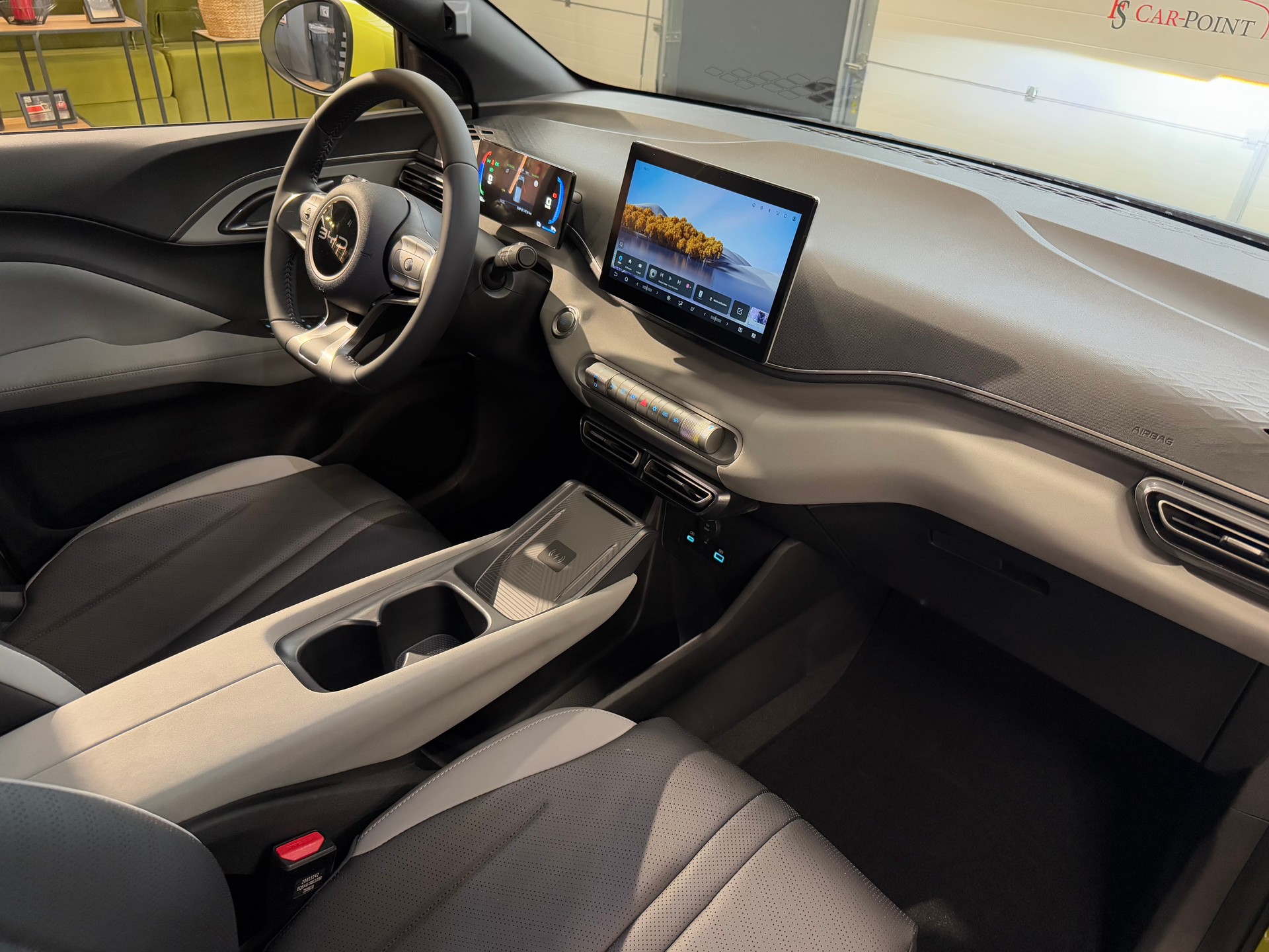 BYD Dolphin Surf 43 kWh Comfort-image-18