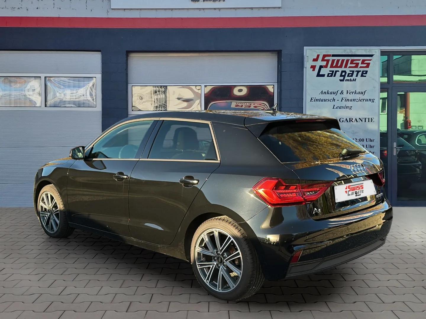 AUDI A1 Sportback 30 TFSI S-tronic Intense mit 5J Werksgarantie oder bis 100000km-image-5