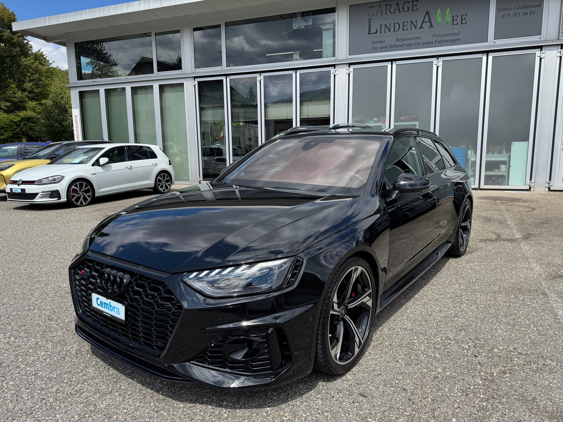 AUDI RS4 Avant quattro tiptronic-showroom-element-2