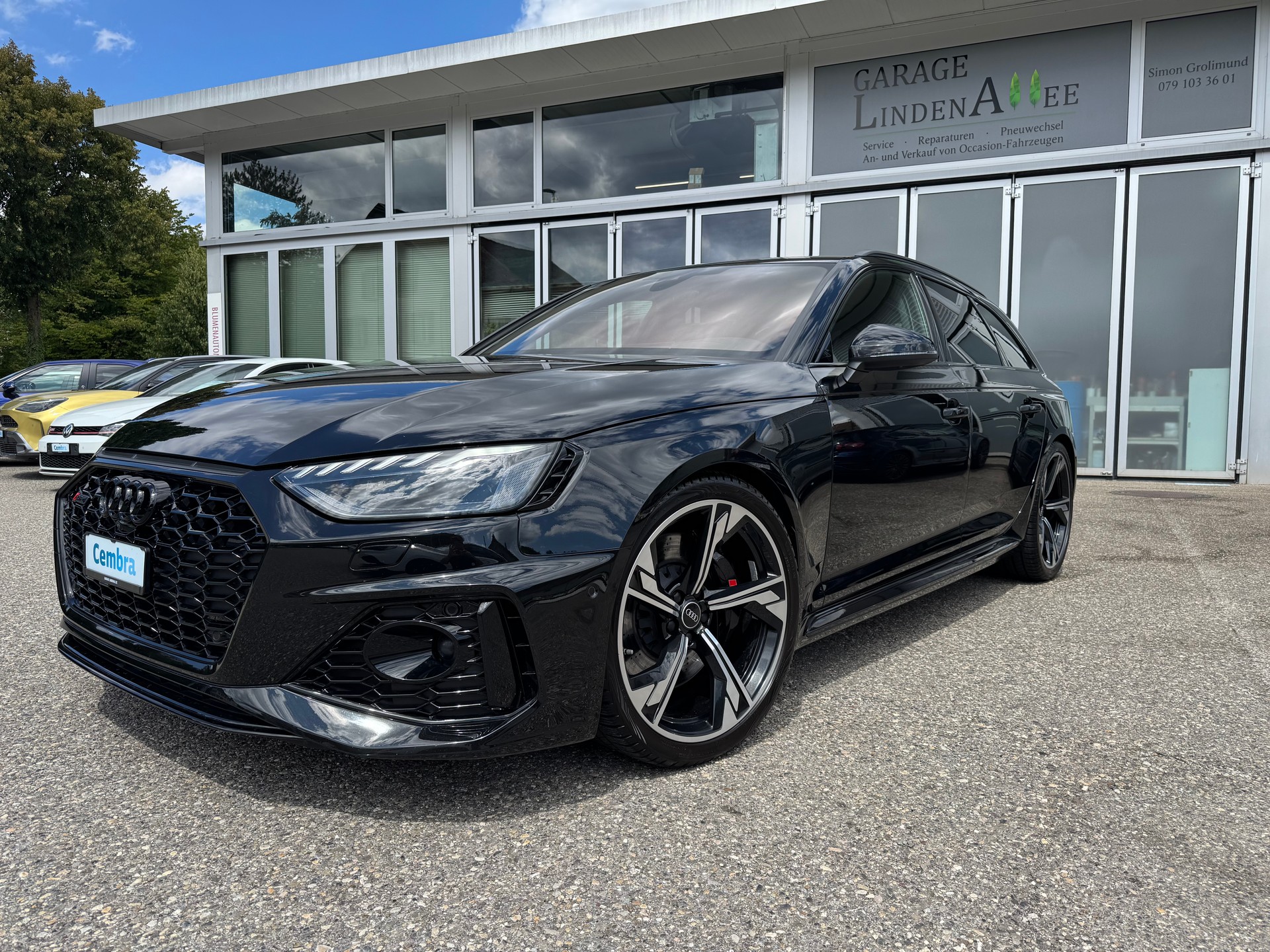 AUDI RS4 Avant quattro tiptronic