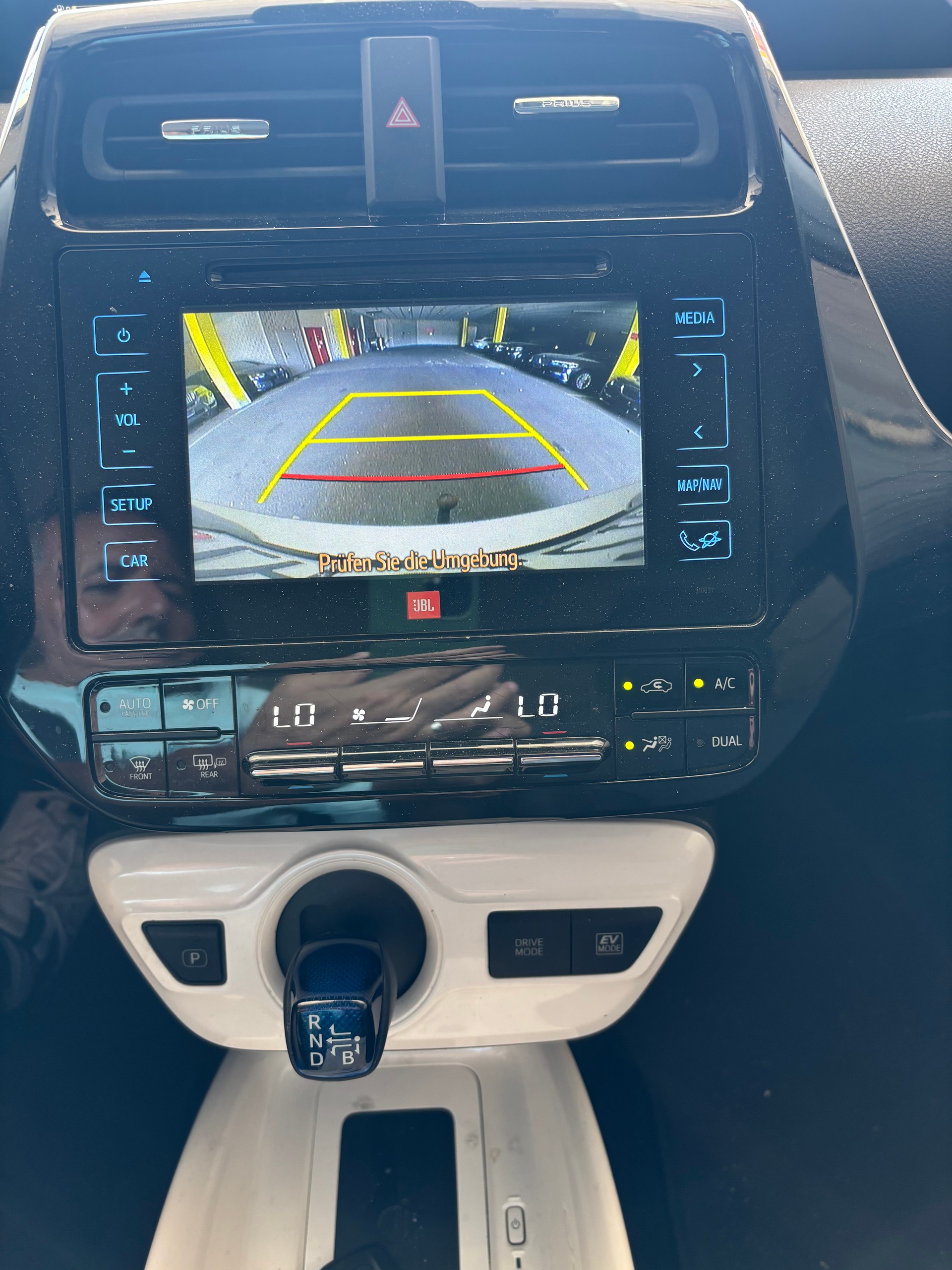 TOYOTA PRIUS-image-7