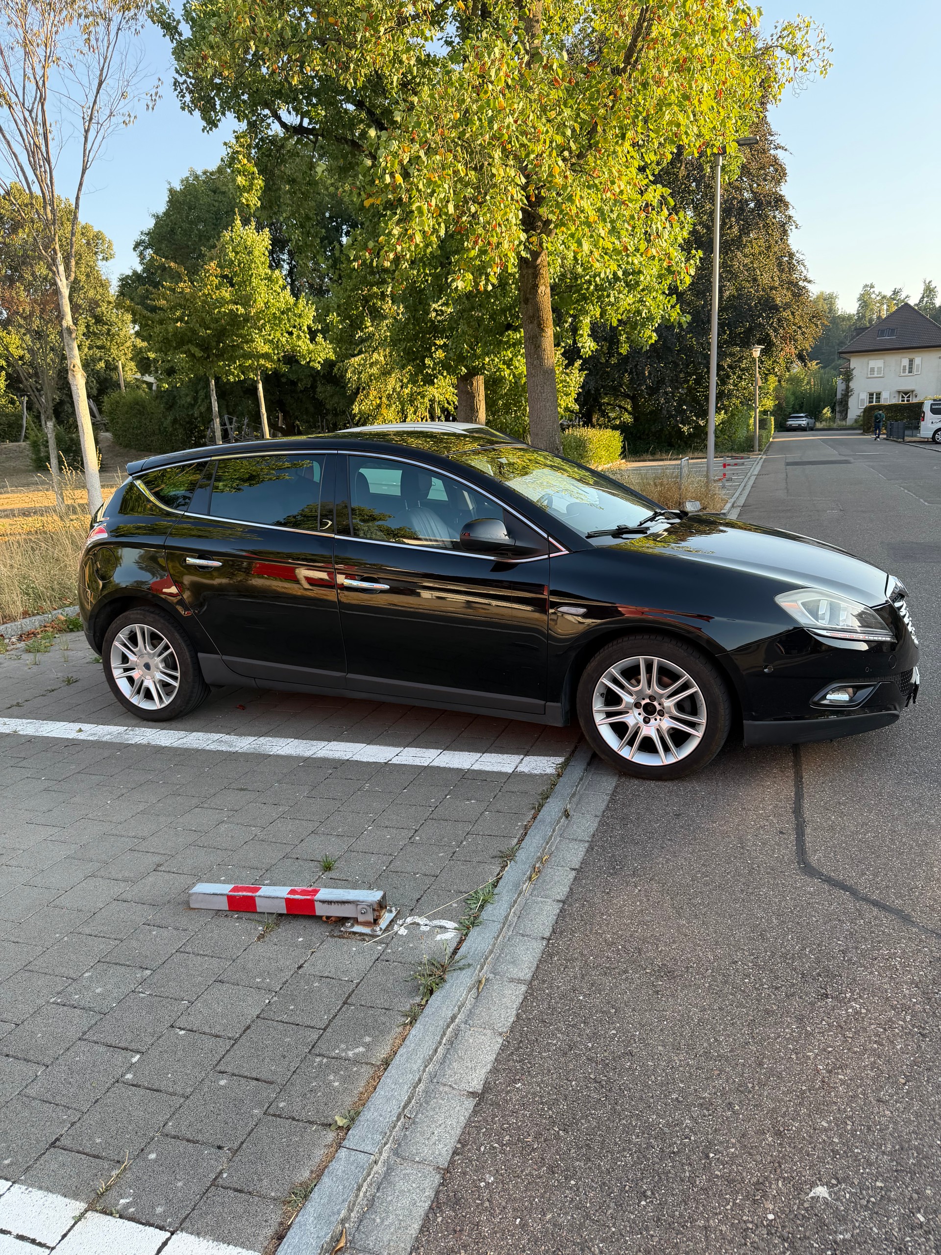 LANCIA Delta 1.4 Turbo-Multiair Gold-image-2