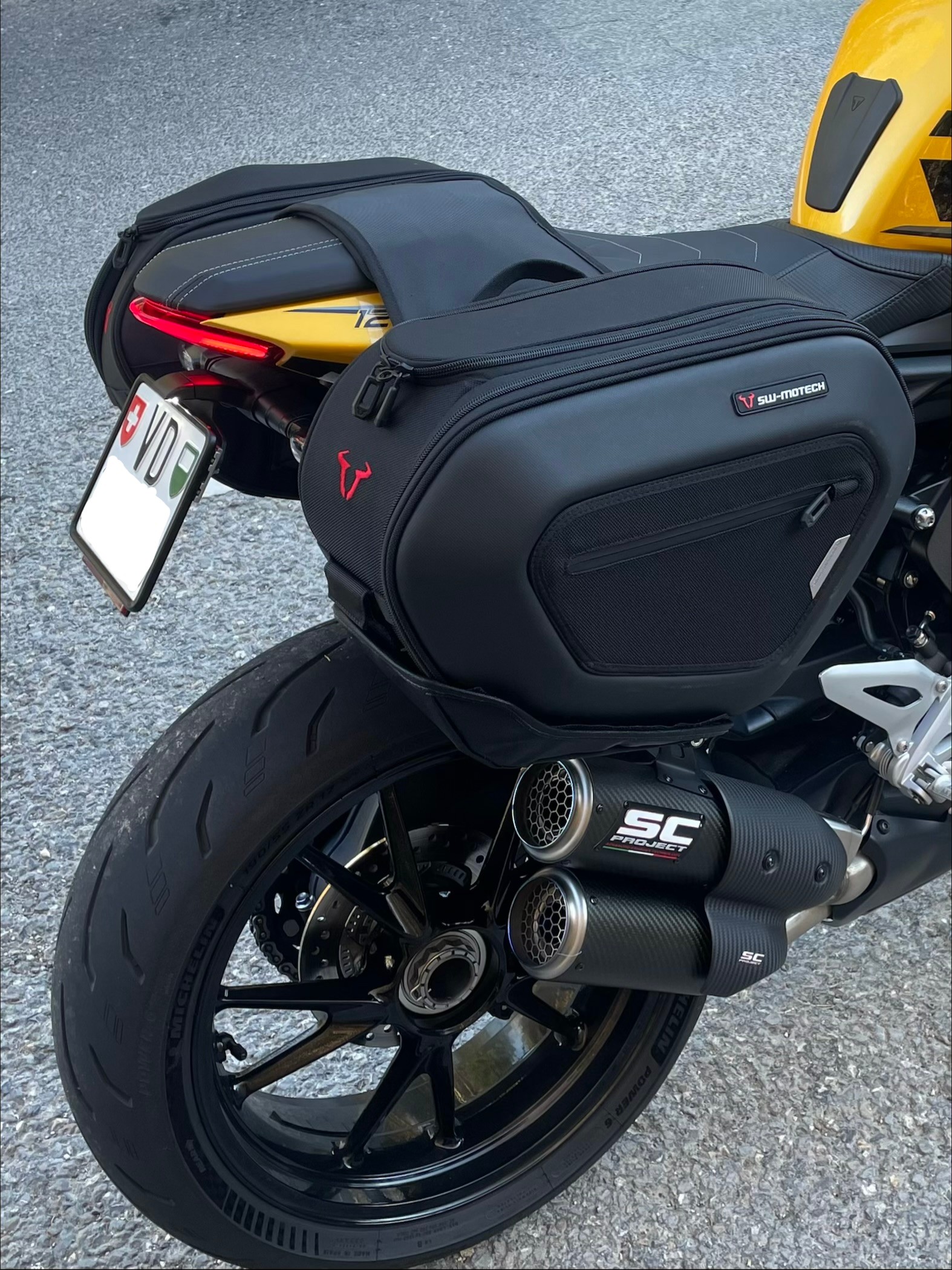 TRIUMPH Speed Triple 1200 RS-image-6