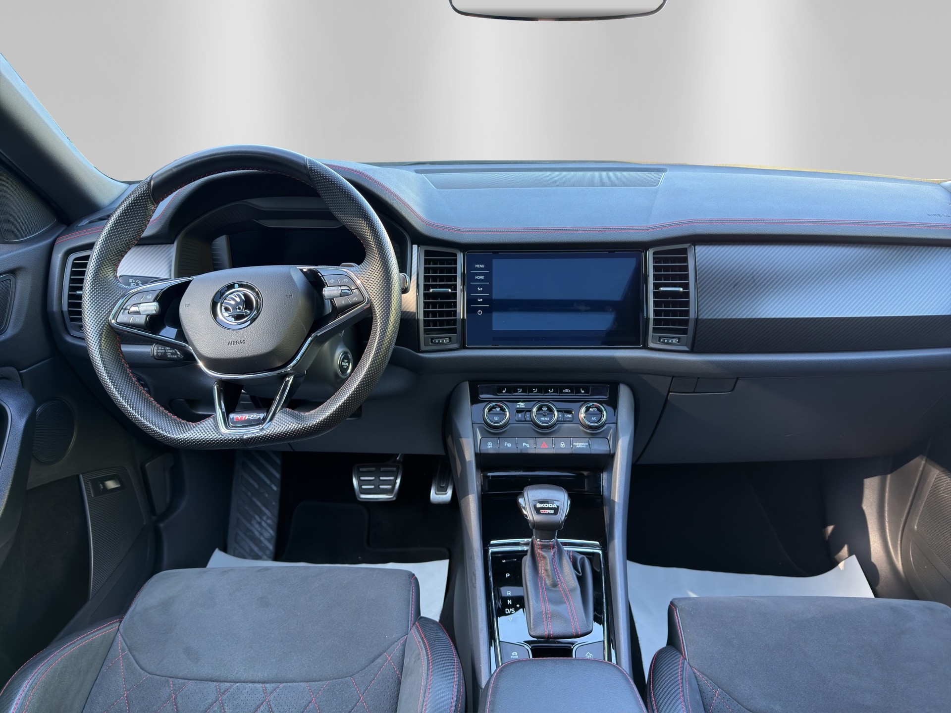 SKODA Kodiaq 2.0 TSI 4x4 RS-image-10