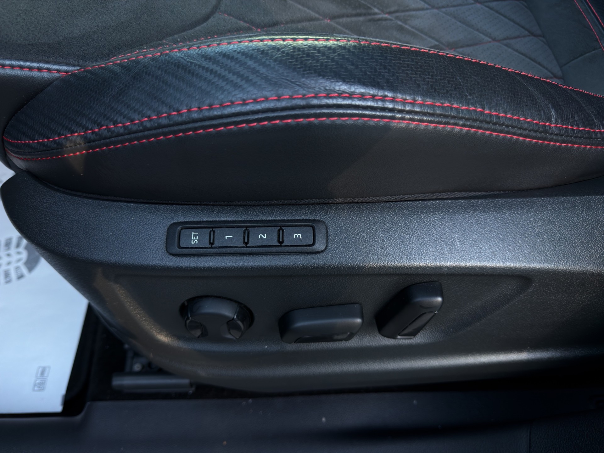 SKODA Kodiaq 2.0 TSI 4x4 RS-image-8