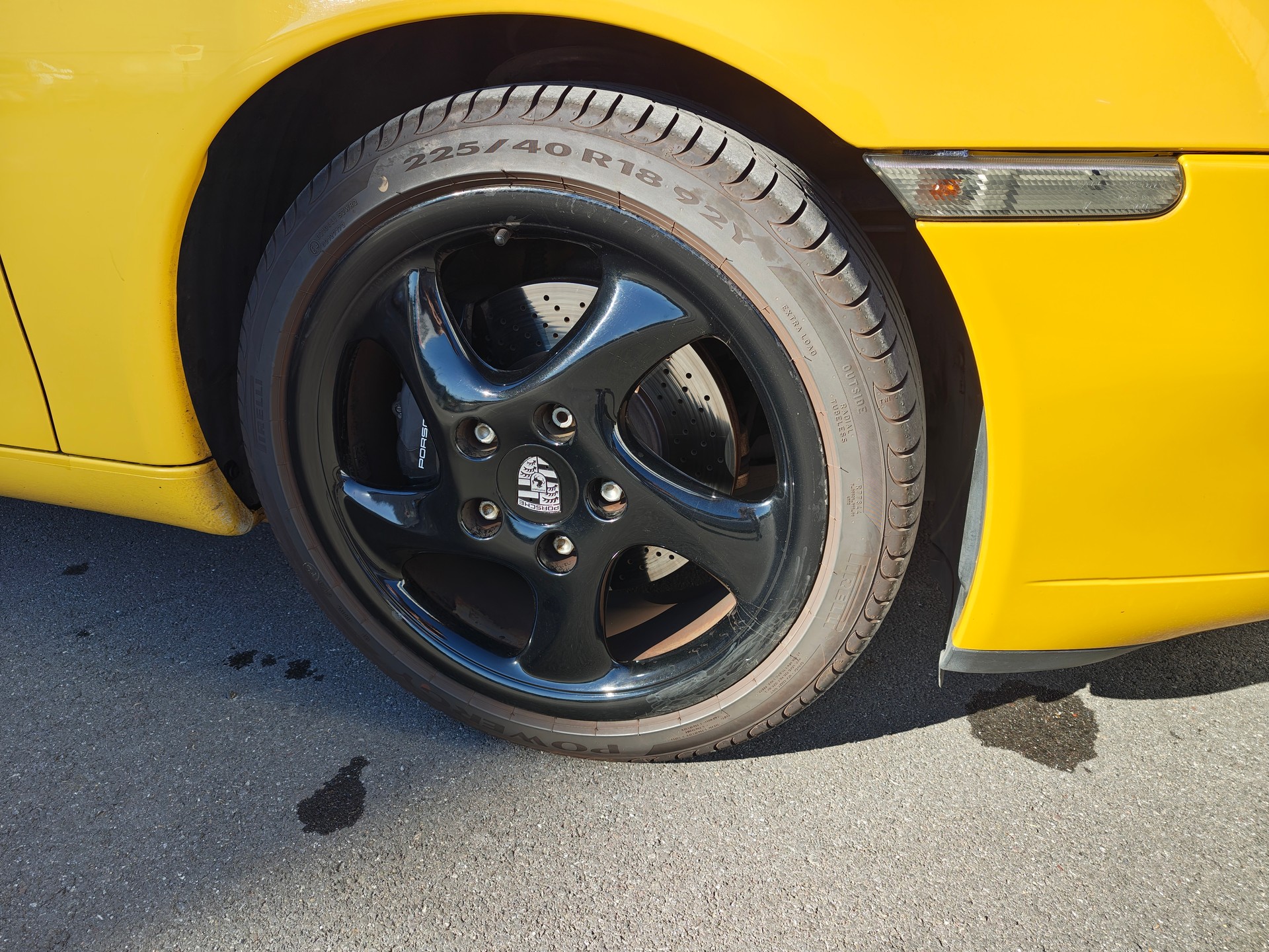 PORSCHE 911 Carrera Cabrio-image-5