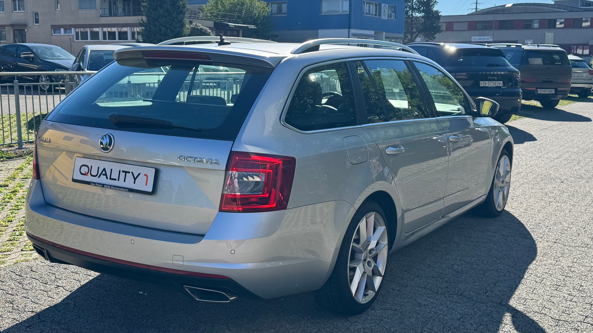 SKODA Octavia Combi 2.0 TDI RS DSG-image-3