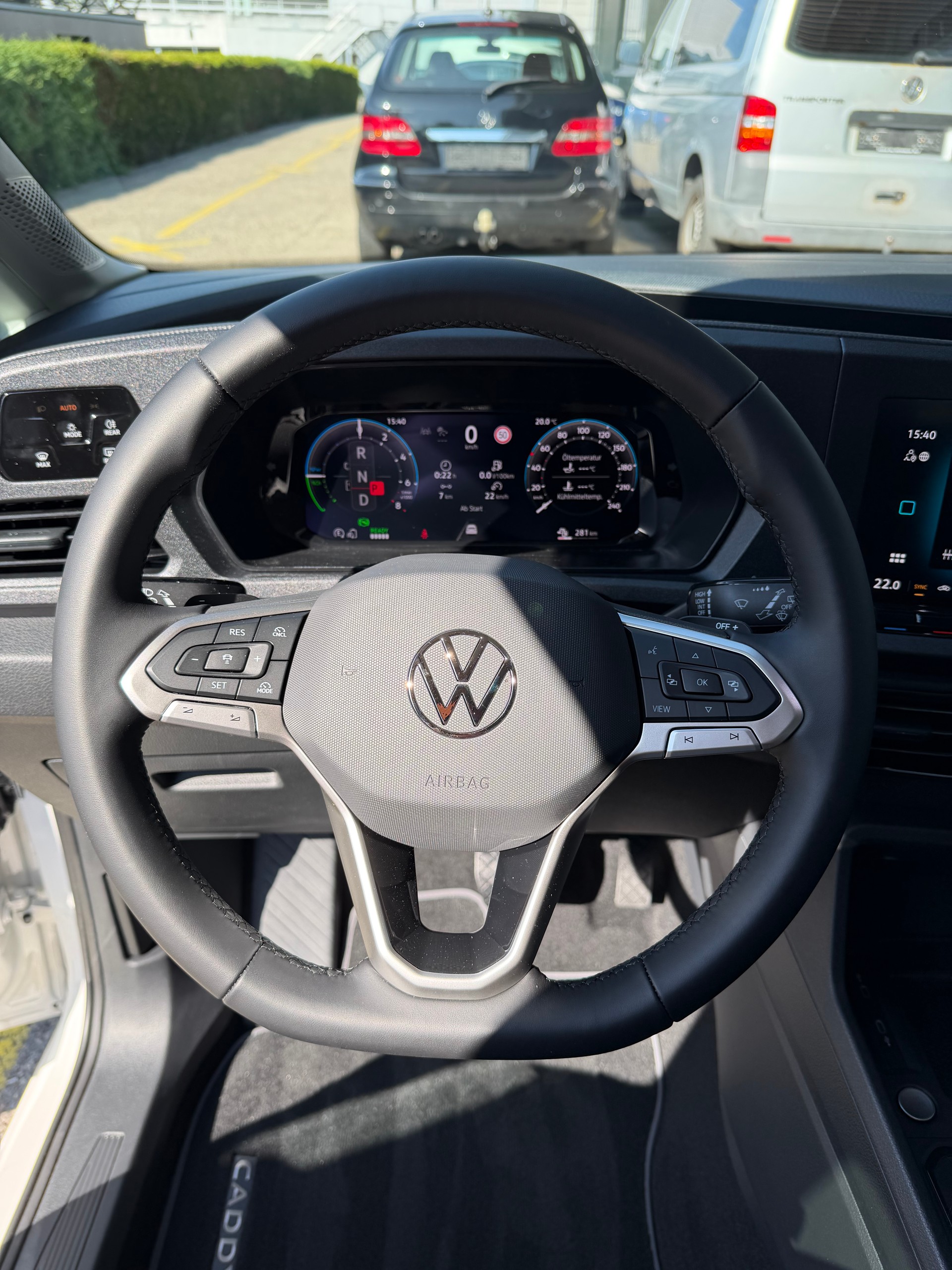 VW Caddy 1.5 TSI Plug in Hybrid DSG 150 PS 5 Jahren Garantie mit 39 % Rabatt !-showroom-element-2